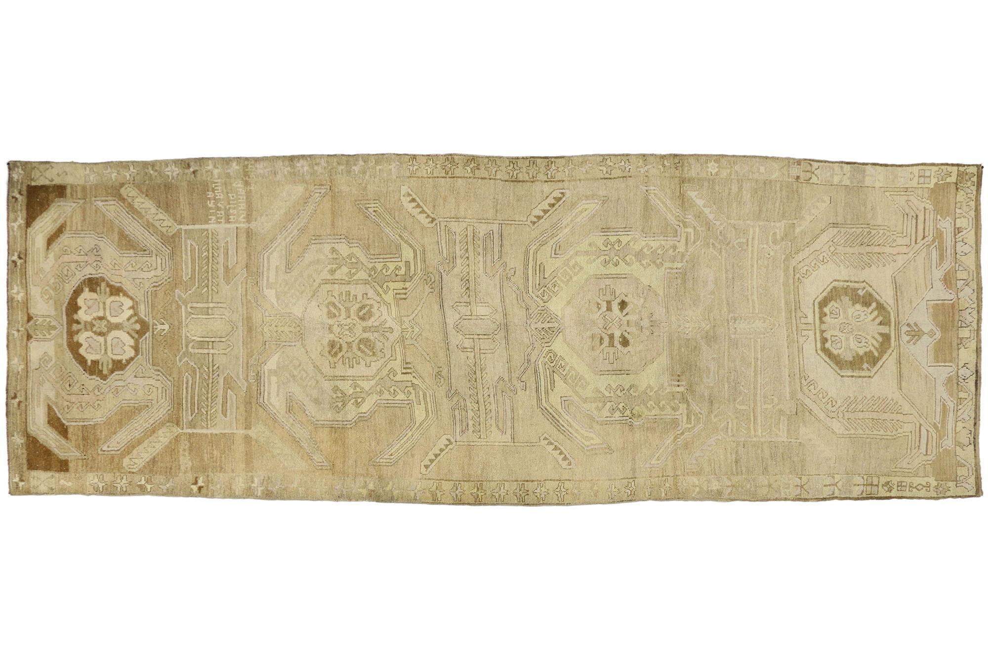 Neutral Earth-Tone Vintage Turkish Oushak Rug For Sale 2