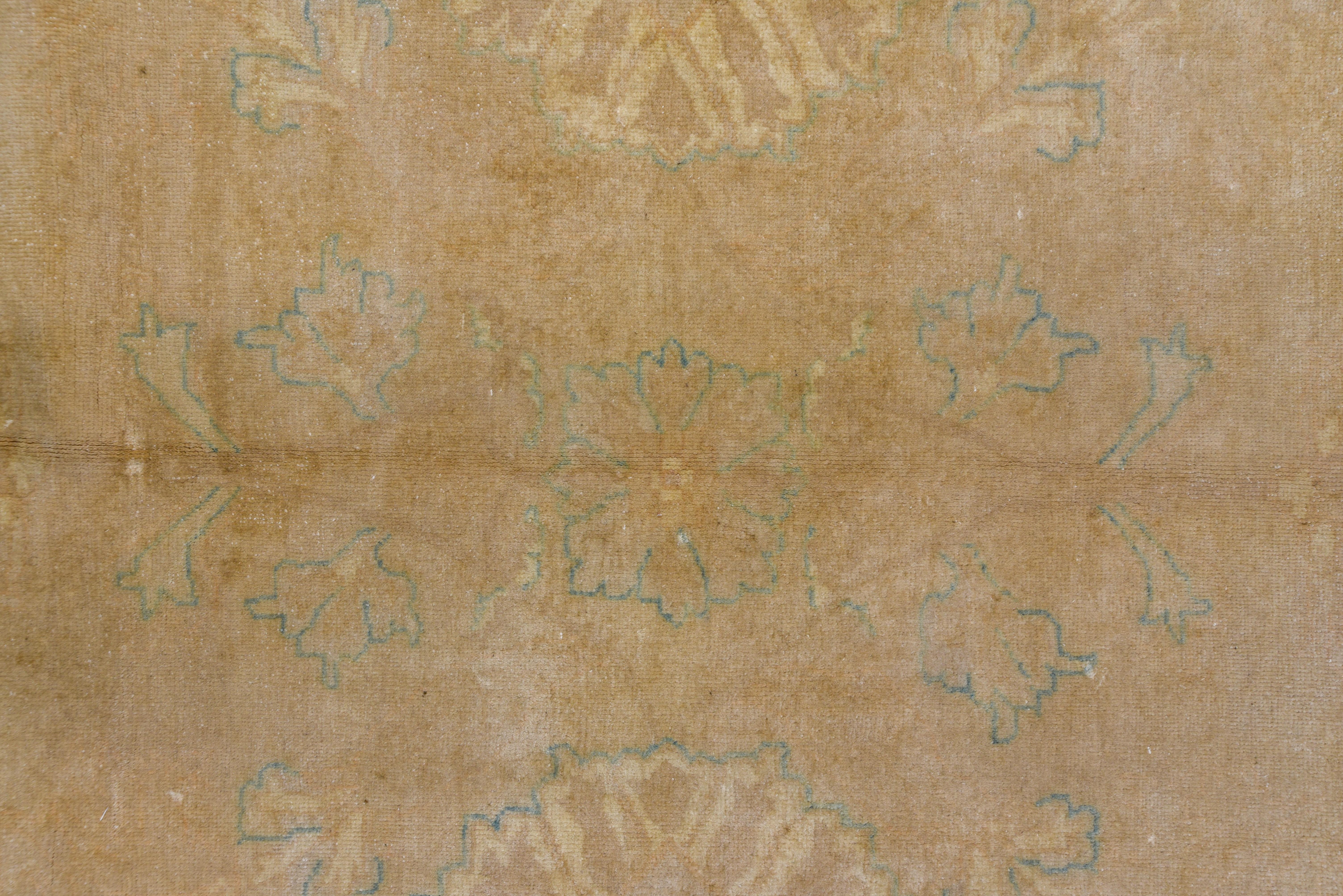 Mid-20th Century Neutral Indian Amritsar Carpet, circa 1930s For Sale