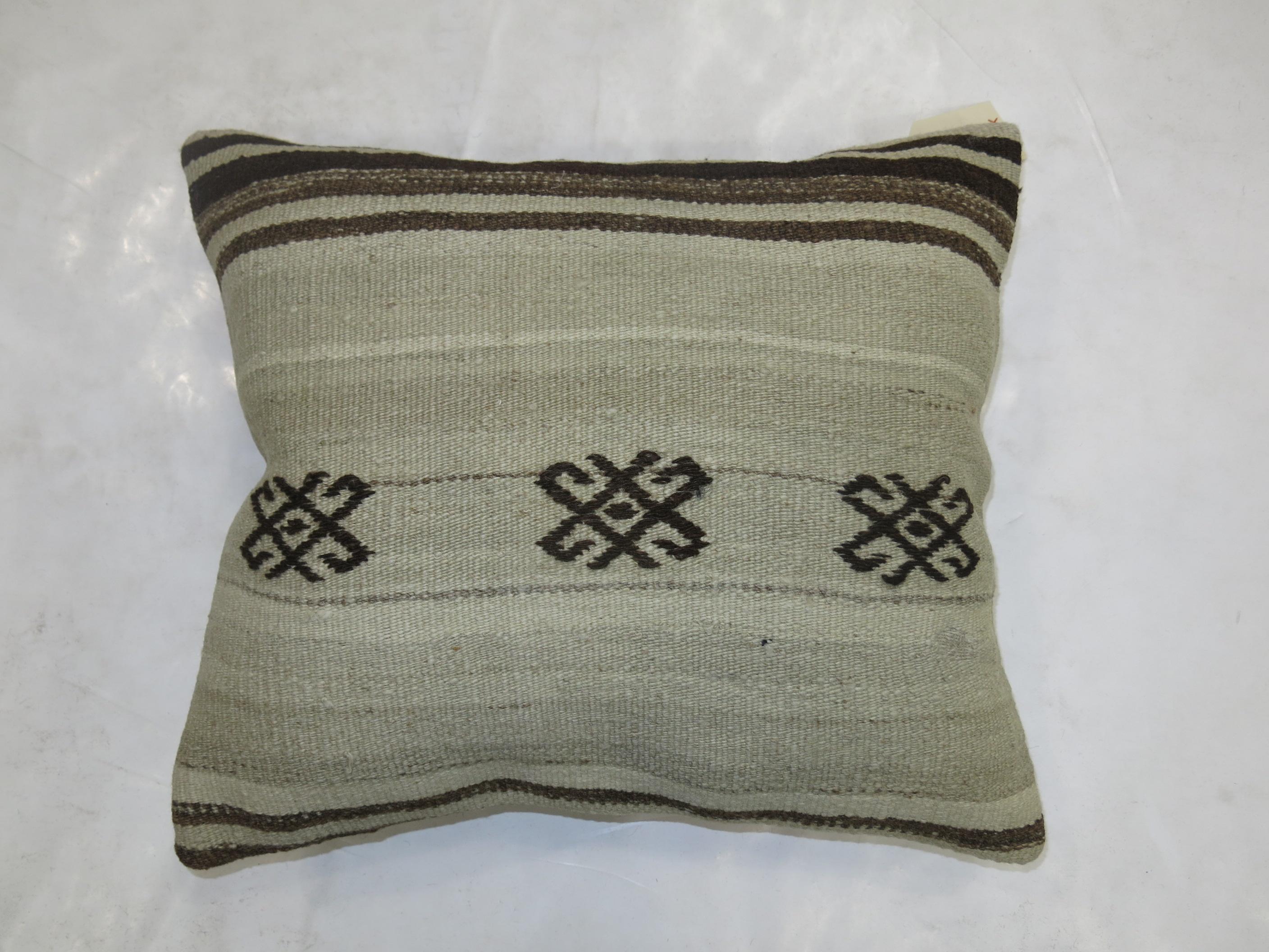 Modern Neutral Kilim Pillow For Sale