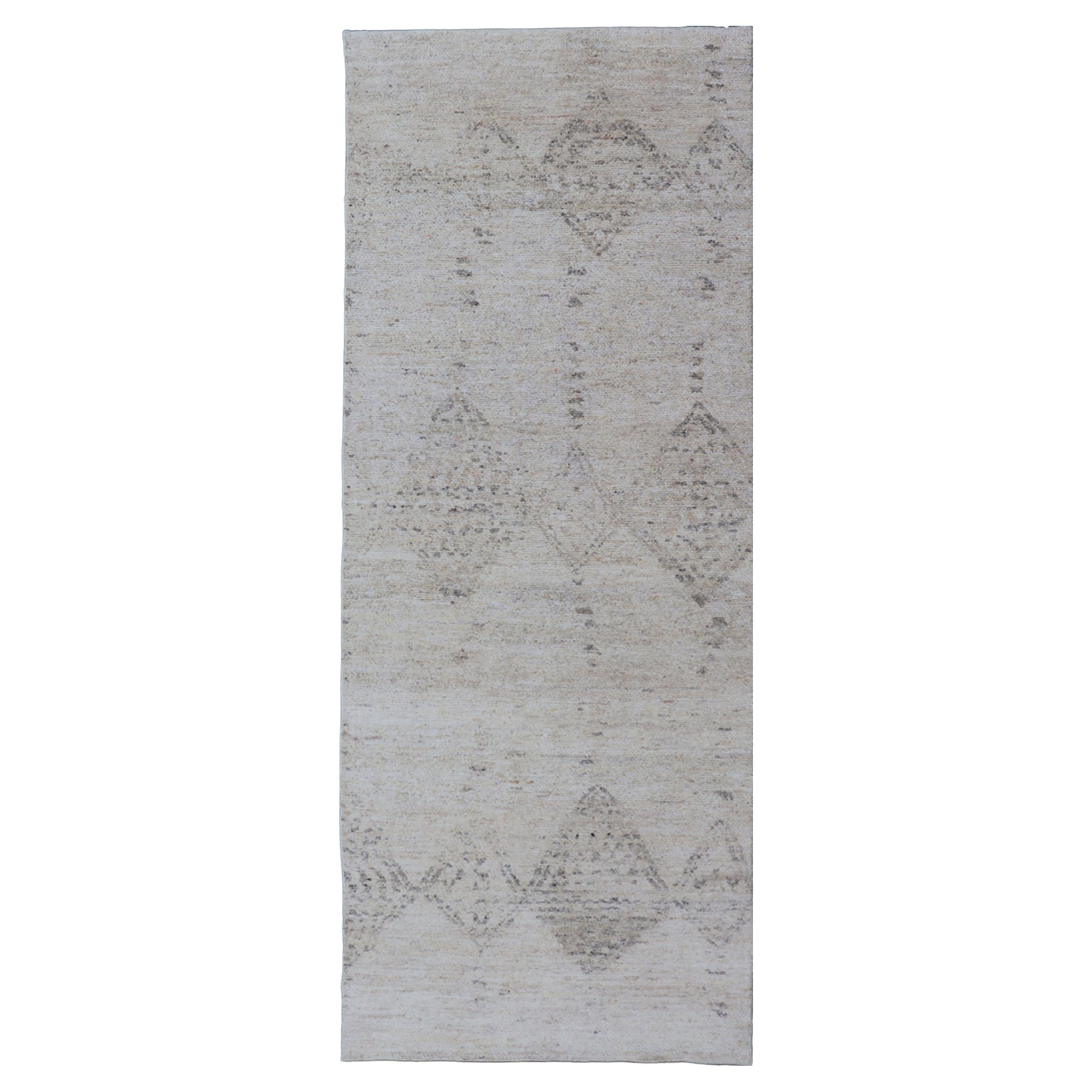 Neutral Modern Gallery Runner with Tribal Diamond Design in Light Gray For Sale