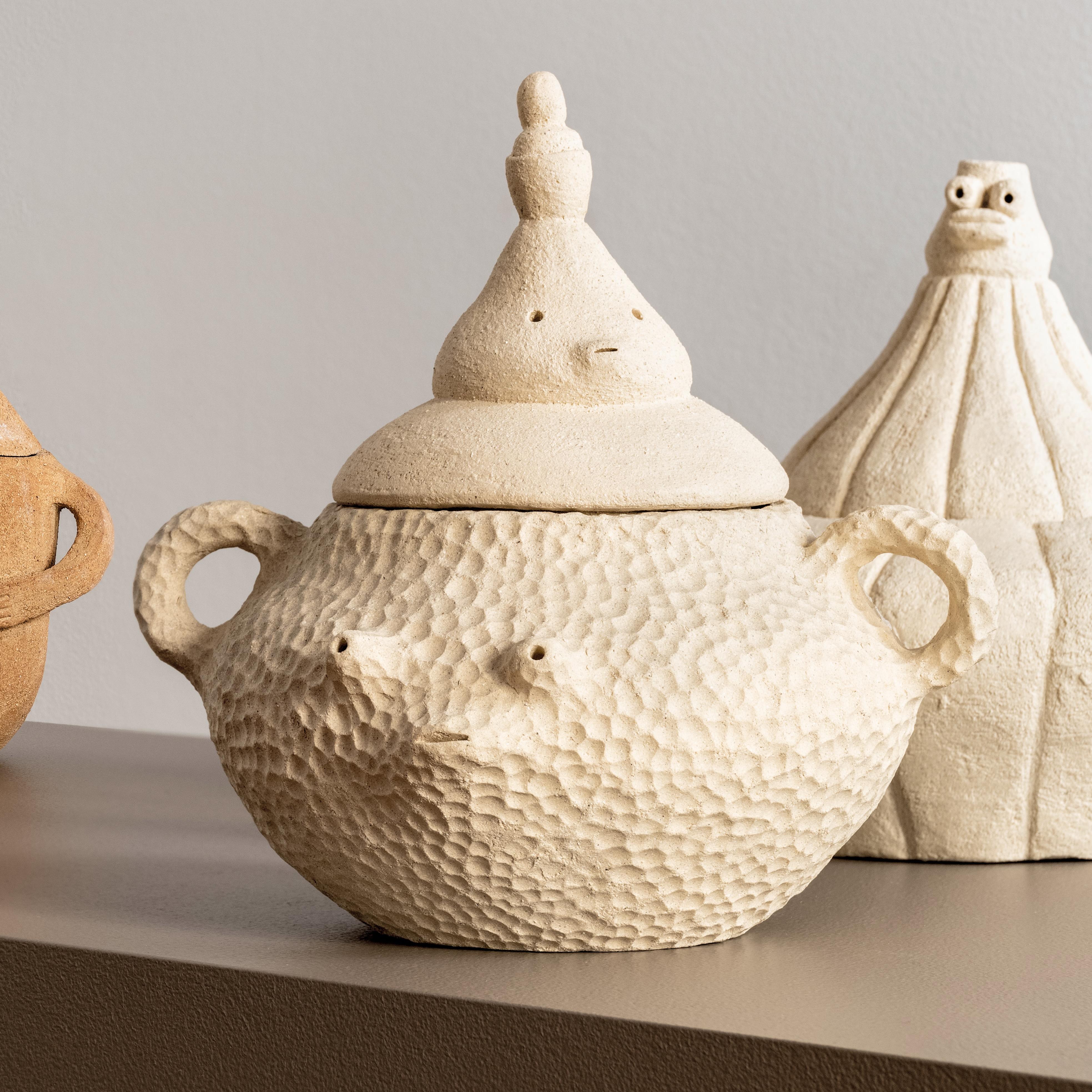 Unique, organic modern figural ceramic dual-handled tureen/servingware by Meritxell Duran, handmade in Spain. 

This charming creature is crafted of refractory clay, also known as fire clay, which is valued for its ability to resist high