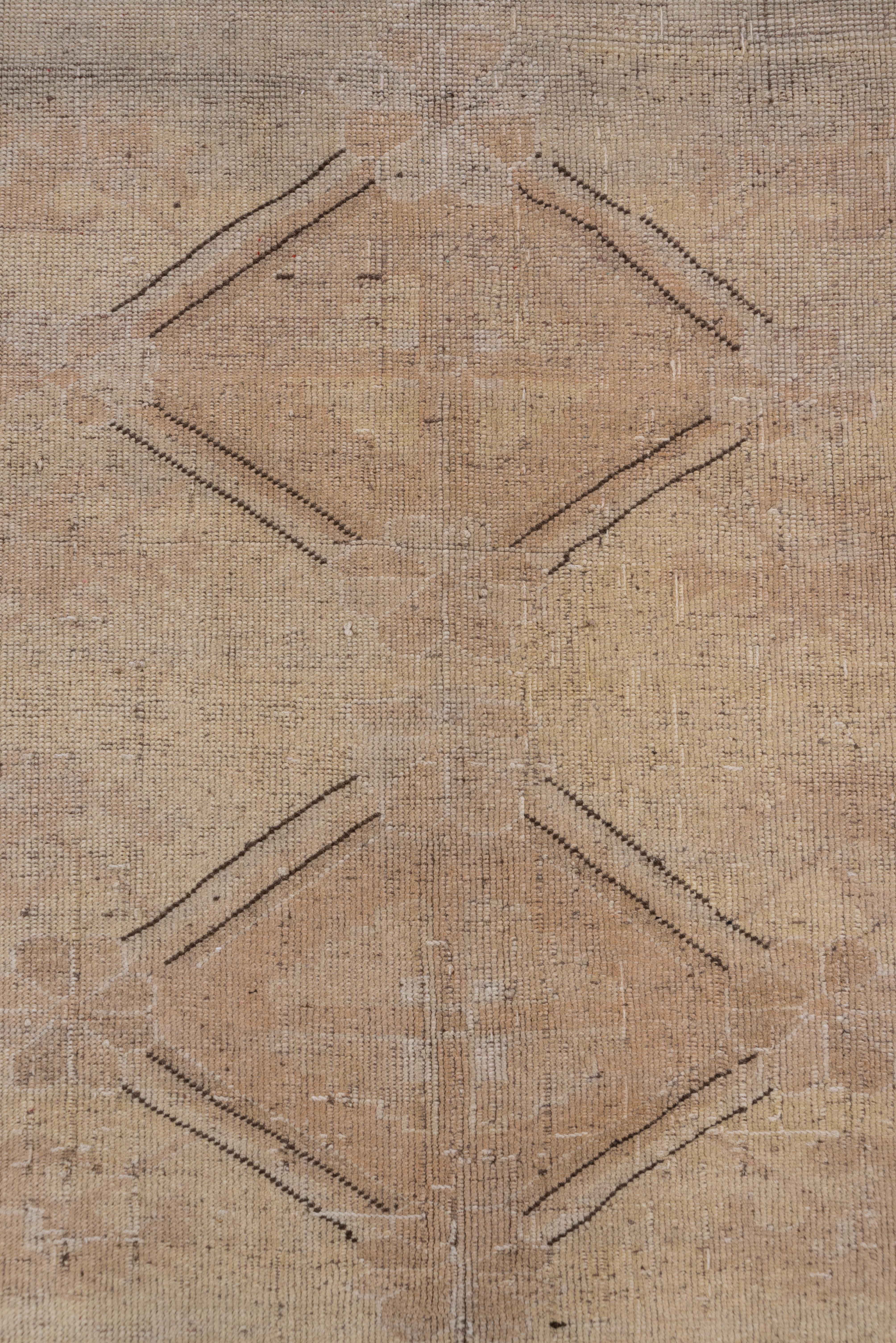 Turkish Neutral Oushak Rug, Sandy Field, Early 20th Century For Sale