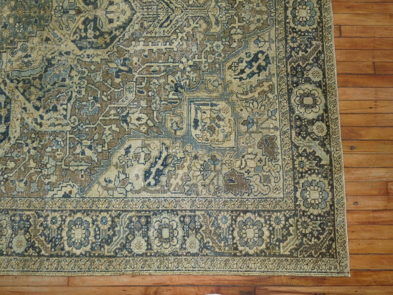 Neutral Persian Heriz Rug at 1stDibs