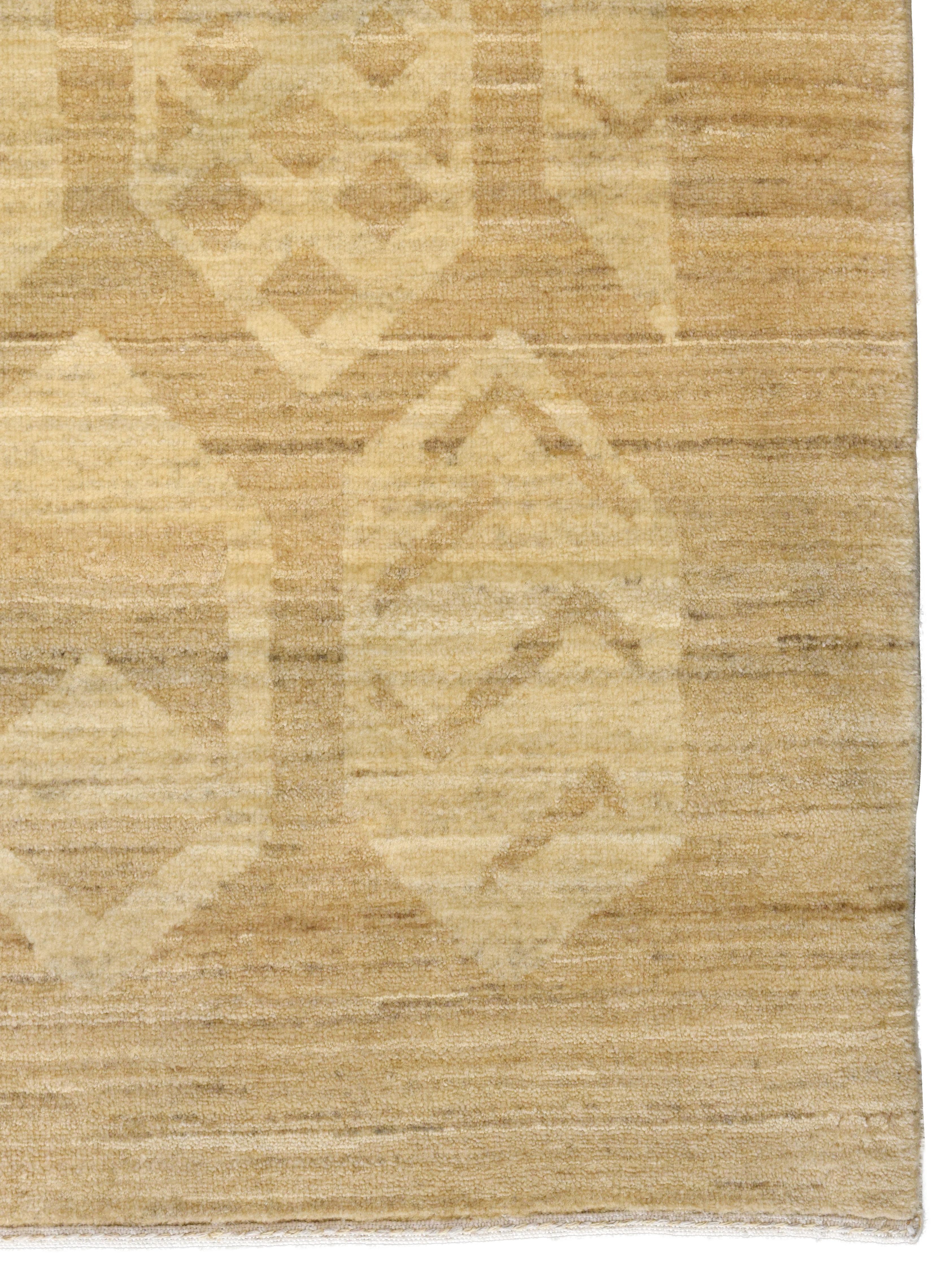 Neutral Persian Wool Rug, Contemporary Minimalist Tribal Geometric Design, 4x6 For Sale 1