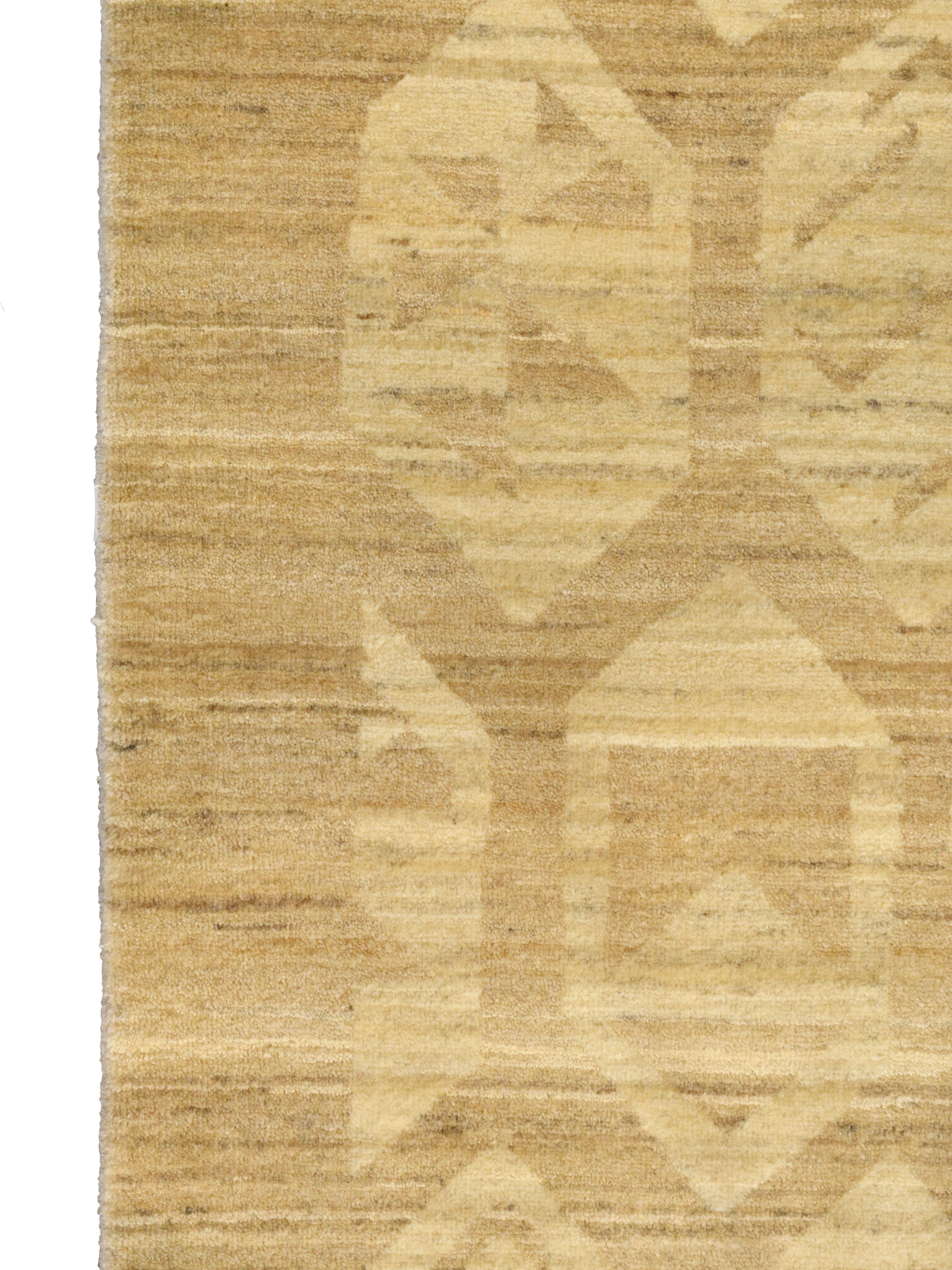 Neutral Persian Wool Rug, Contemporary Minimalist Tribal Geometric Design, 4x6 For Sale 2