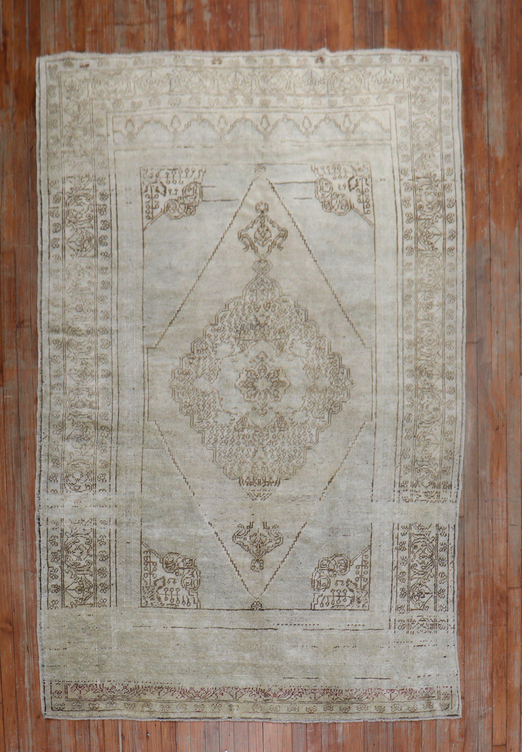 One-of-a-kind vintage Turkish Oushak rug in neutral tones from the 3rd quarter of the 20th century

Measures: 5'6'' x 84