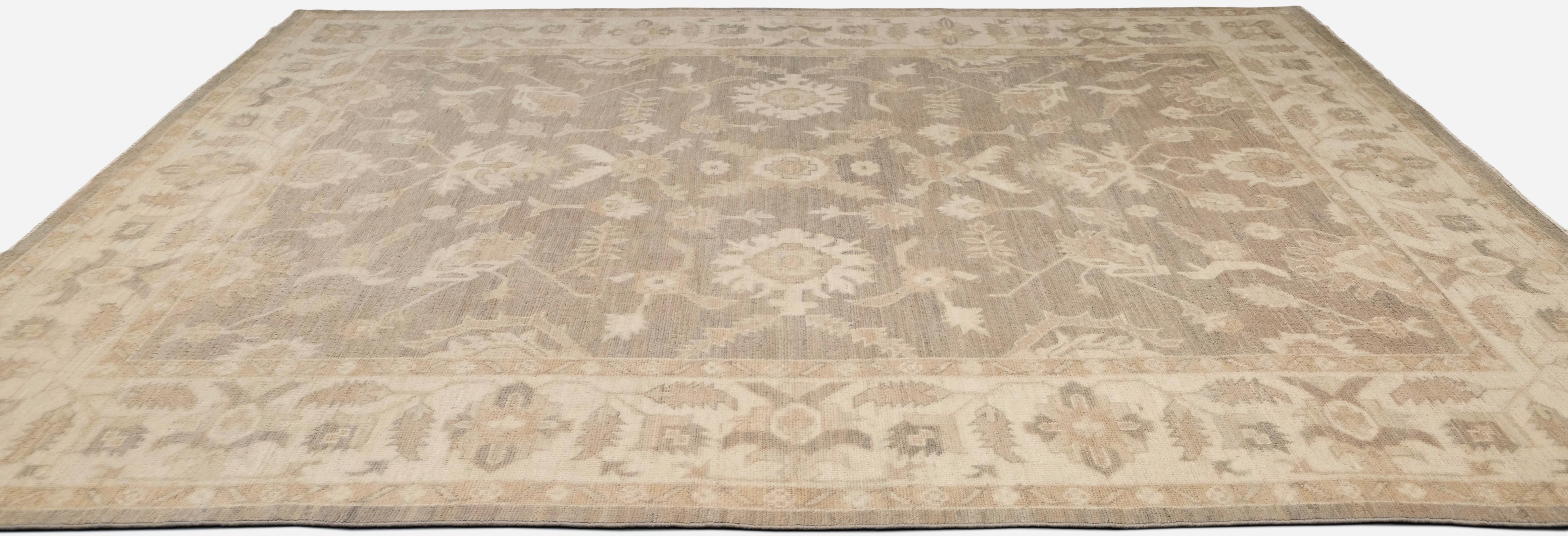 Alfombra de lana Oushak de tonos neutros 8'10''x11'9'' en Nuevo estado para la venta en Torrance, CA