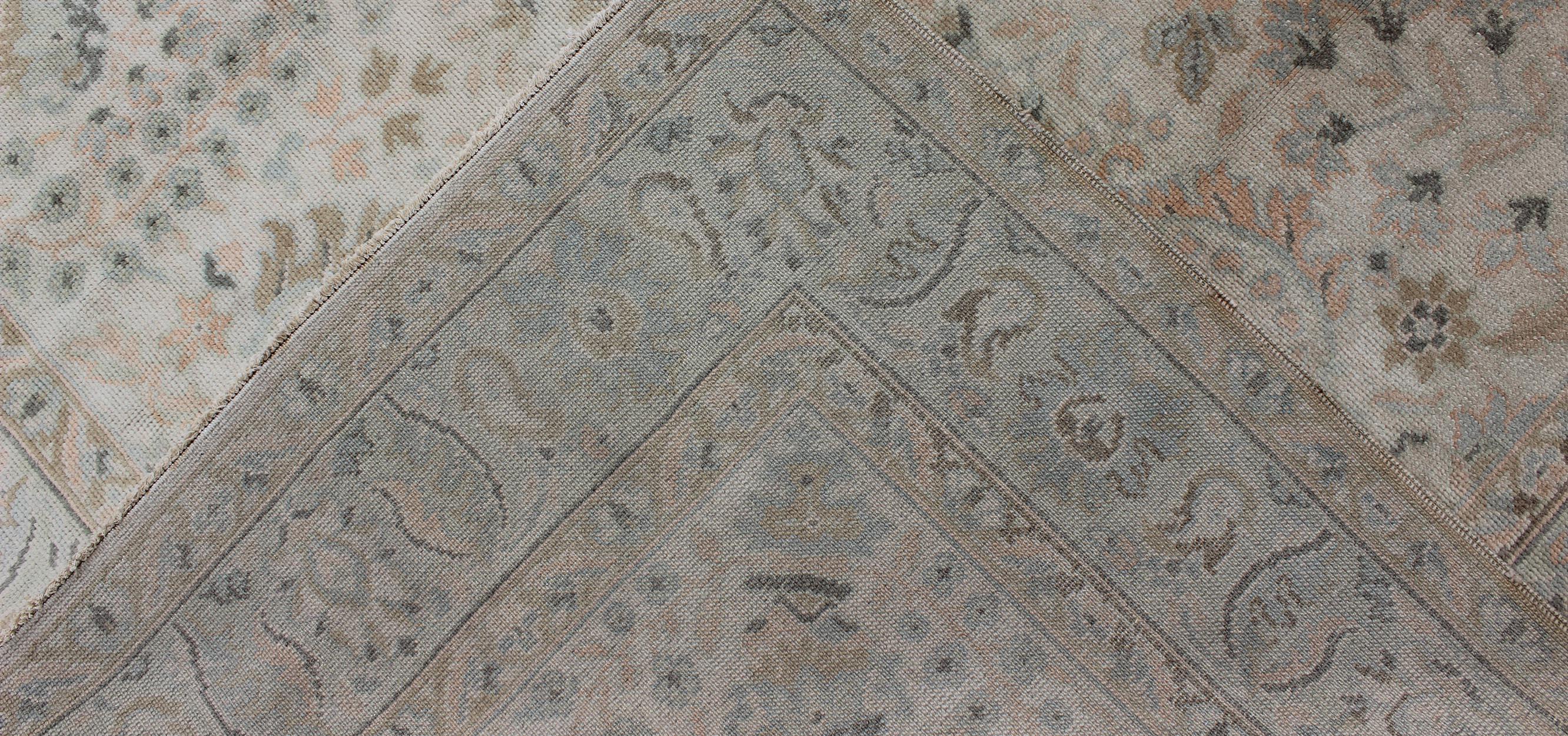 Neutral Vintage Turkish Oushak Rug with Floral Design and Repeated Floral Motifs For Sale 3