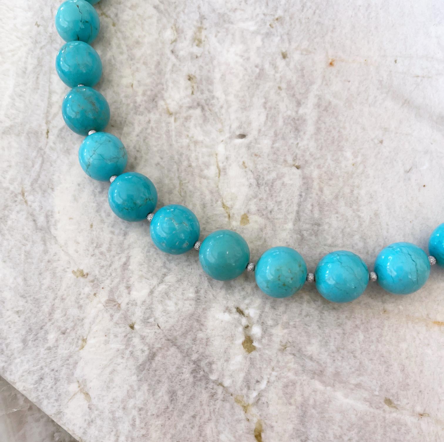 Round Cut Nevada Number 8 Turquoise 14mm Round Beaded Necklace with Silver Inlay Clasp For Sale