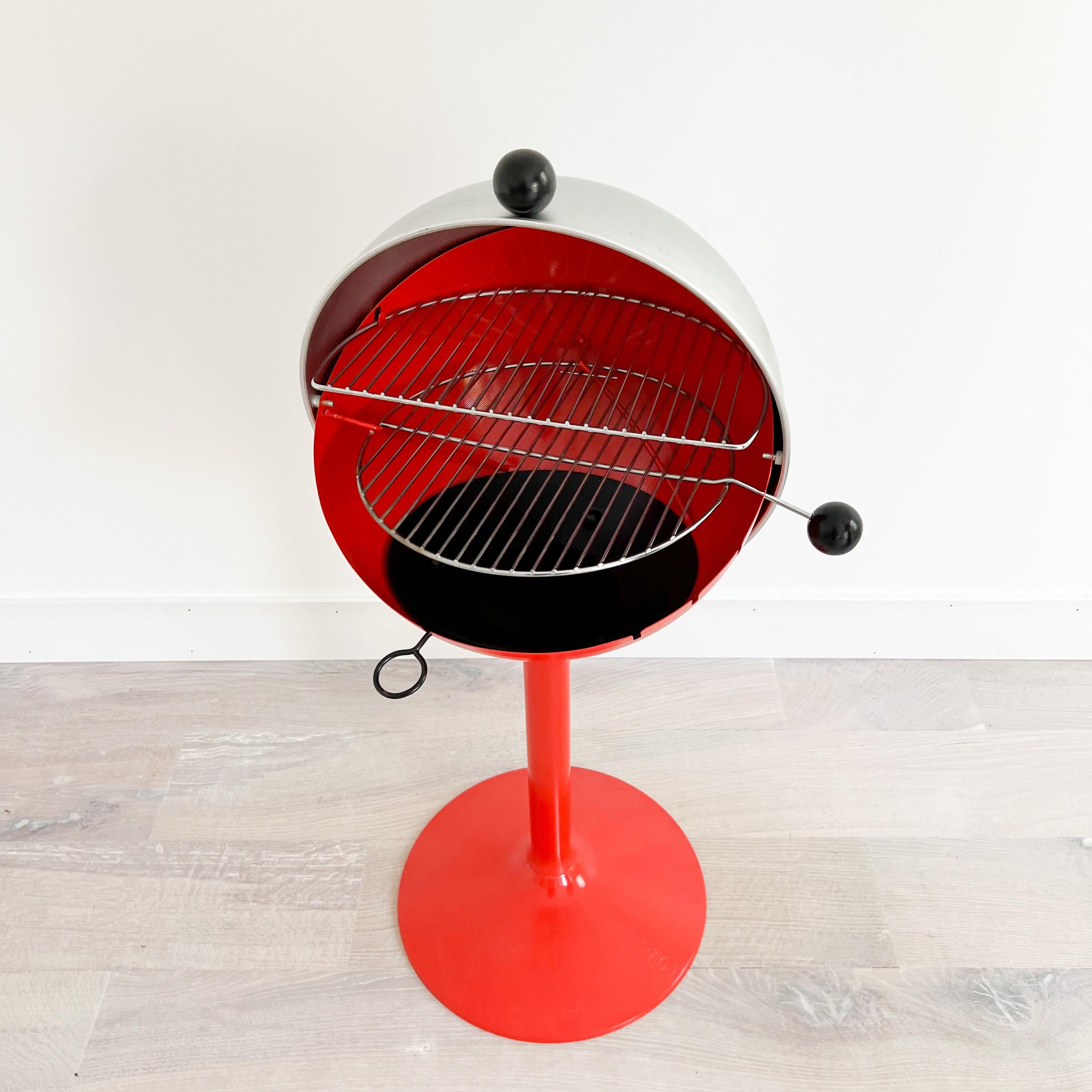 Never Been Used, New Old Stock Ball B Q Tulip Based Space Age Grill 4