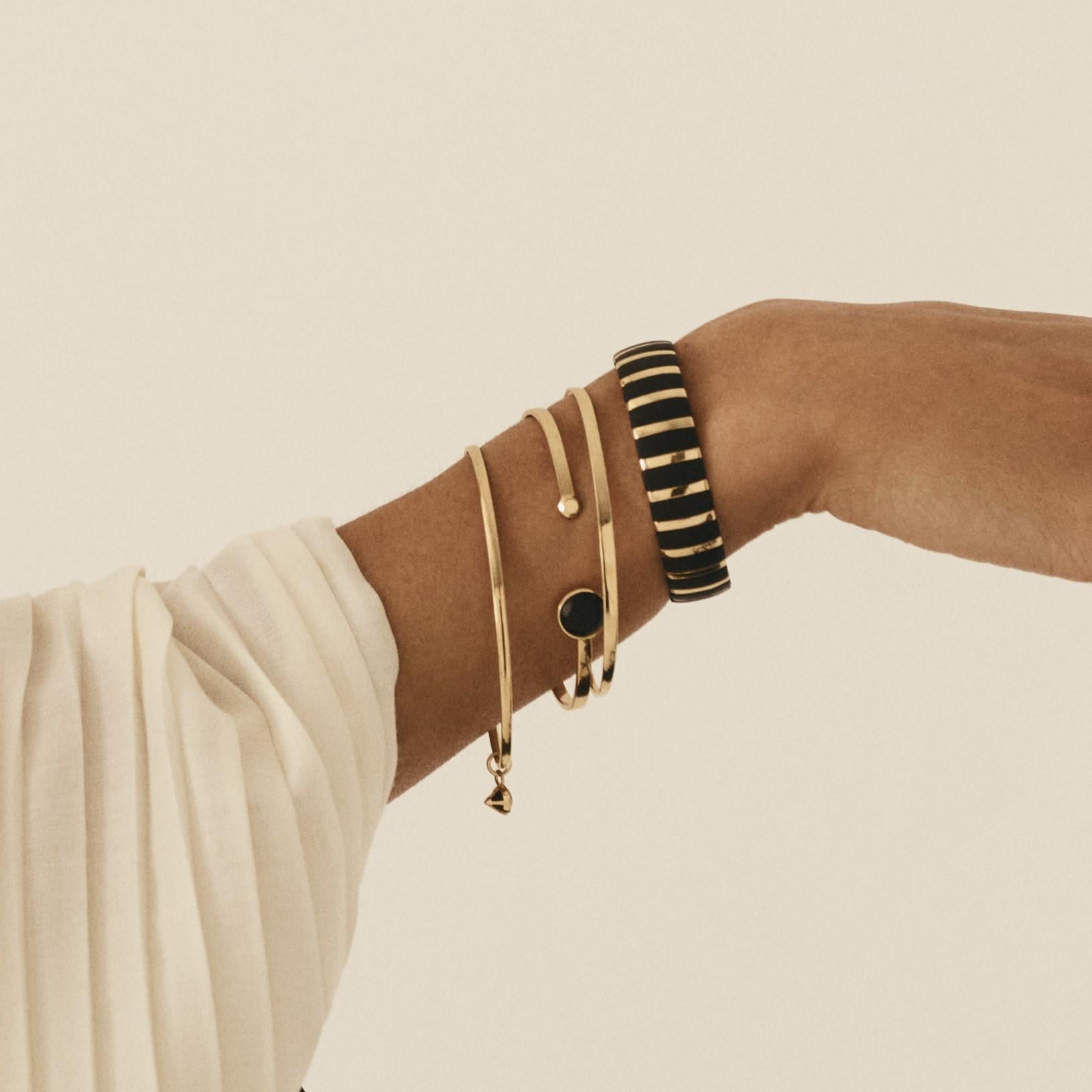 NEVER KNEW Armband – 18 Karat Gold für Damen oder Herren im Angebot