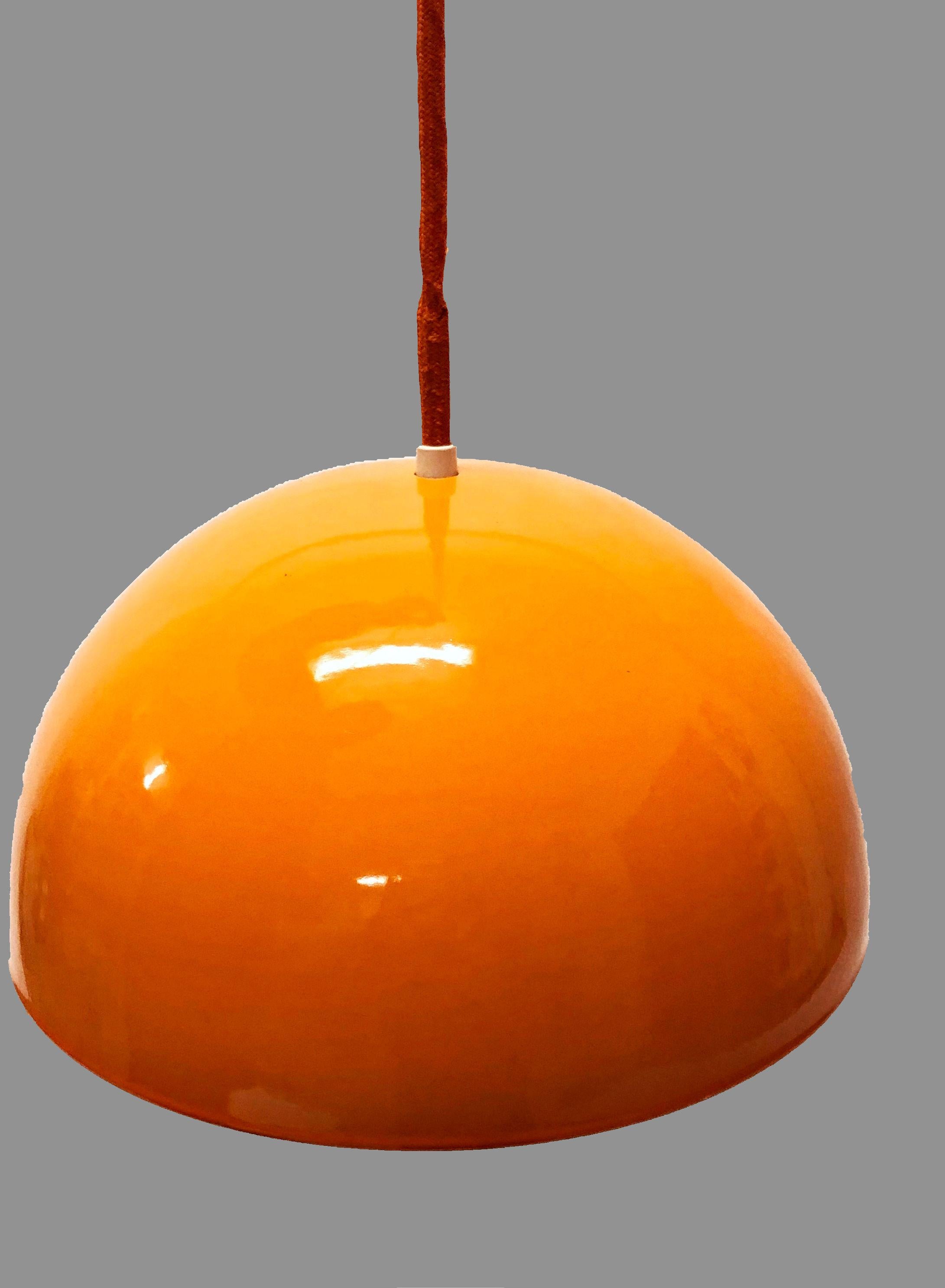 Scandinavo moderno Mai usato 1´st. Lampada a sospensione a vaso di fiori di Verner Panton Edition con scatola originale in vendita