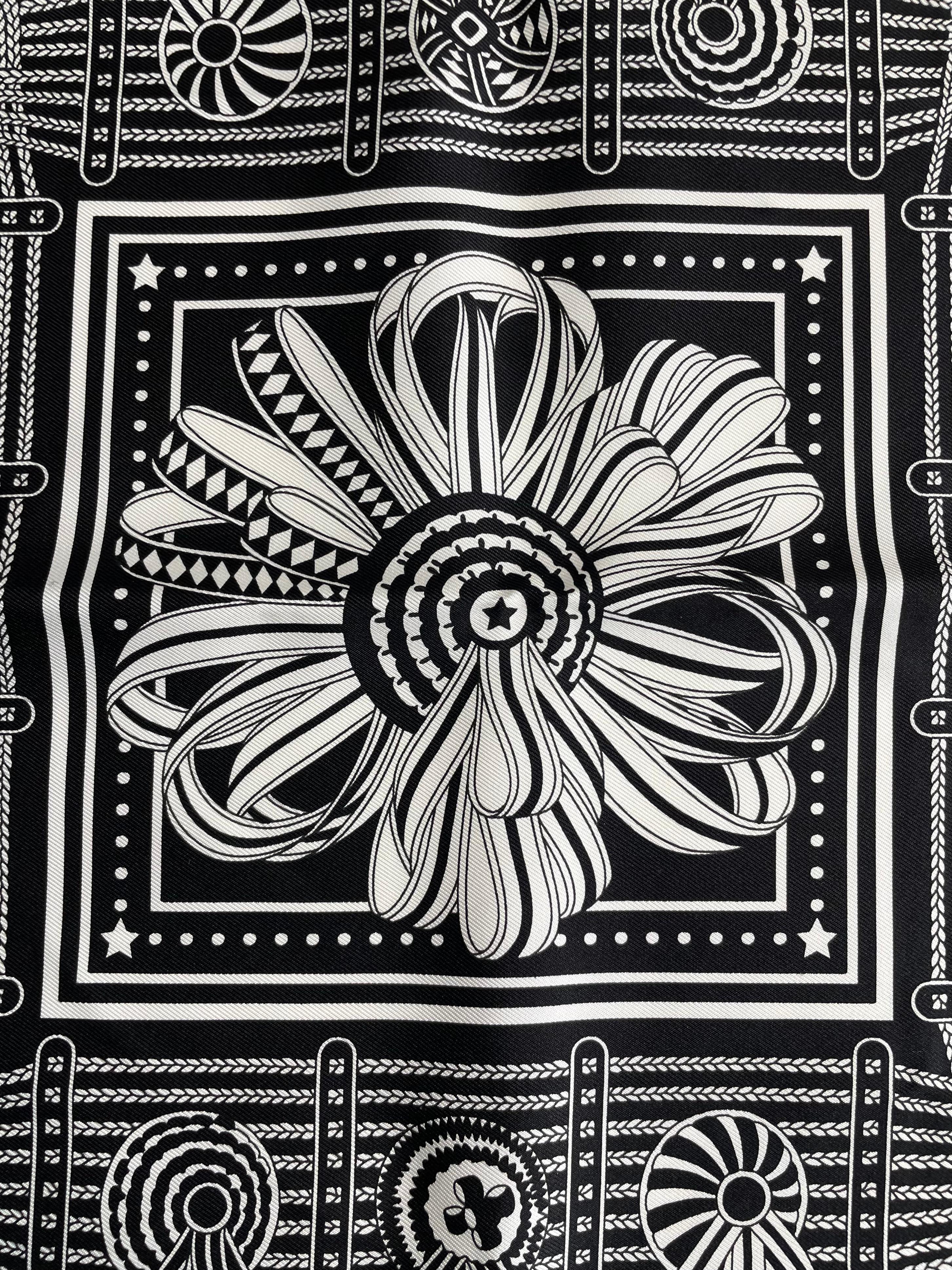 New In Box Hermès Bandana 55 