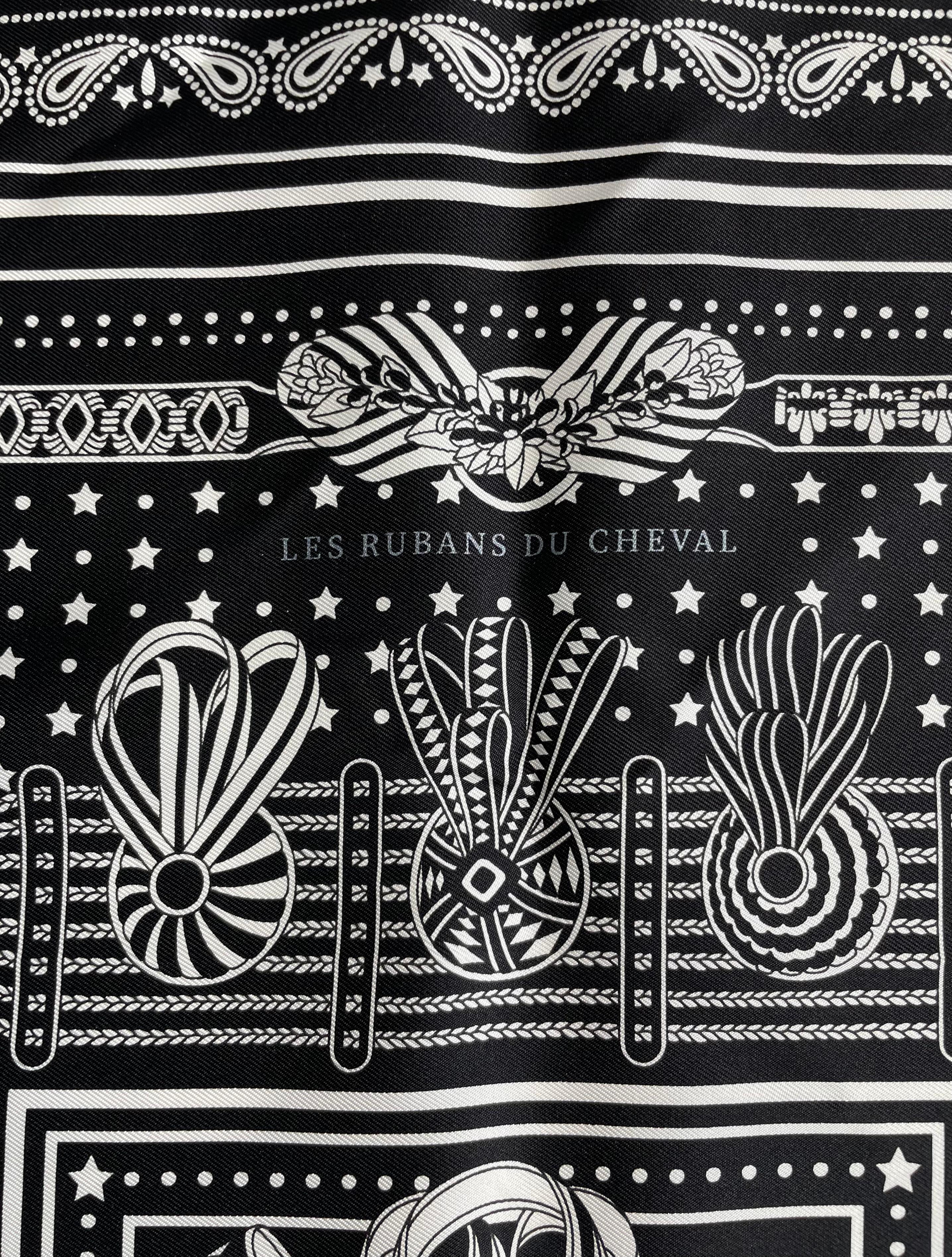 Women's or Men's New In Box Hermès Bandana 55 