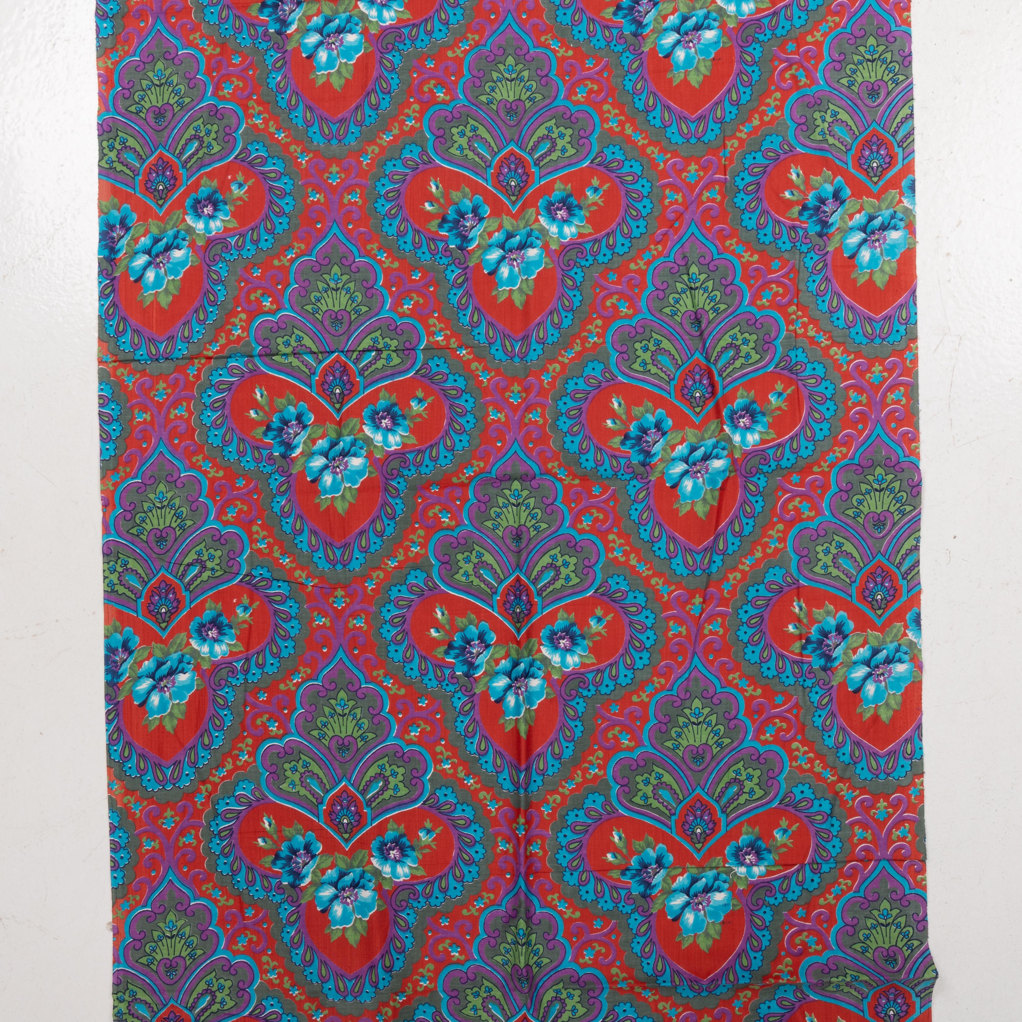 20th Century Never Used Roller Printed Cotton Panel, Made for Central Asian Markets  Mid 20th For Sale