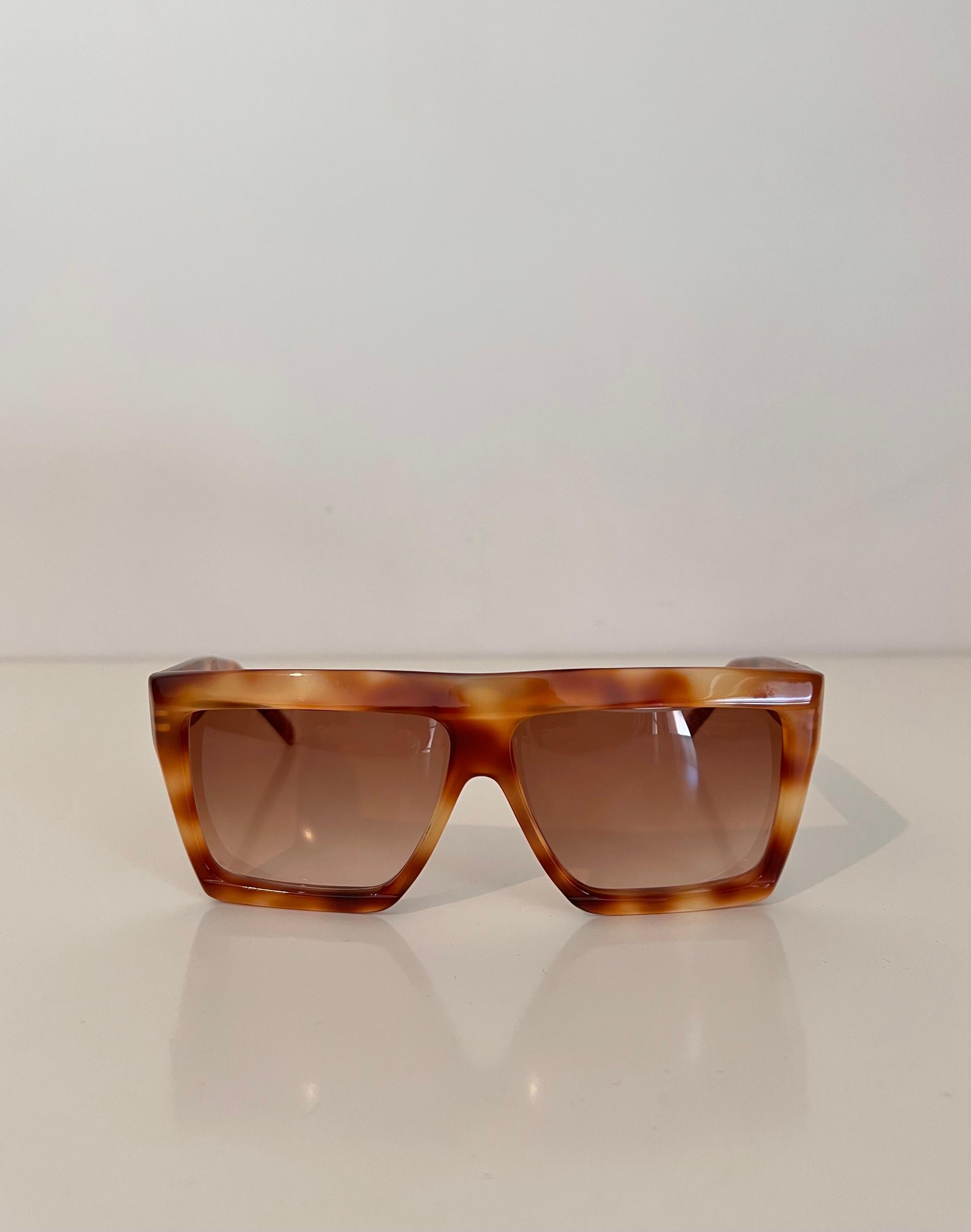 Never worn vintage 1980’s Andre Courrèges tortoiseshell pattern sunglasses  2