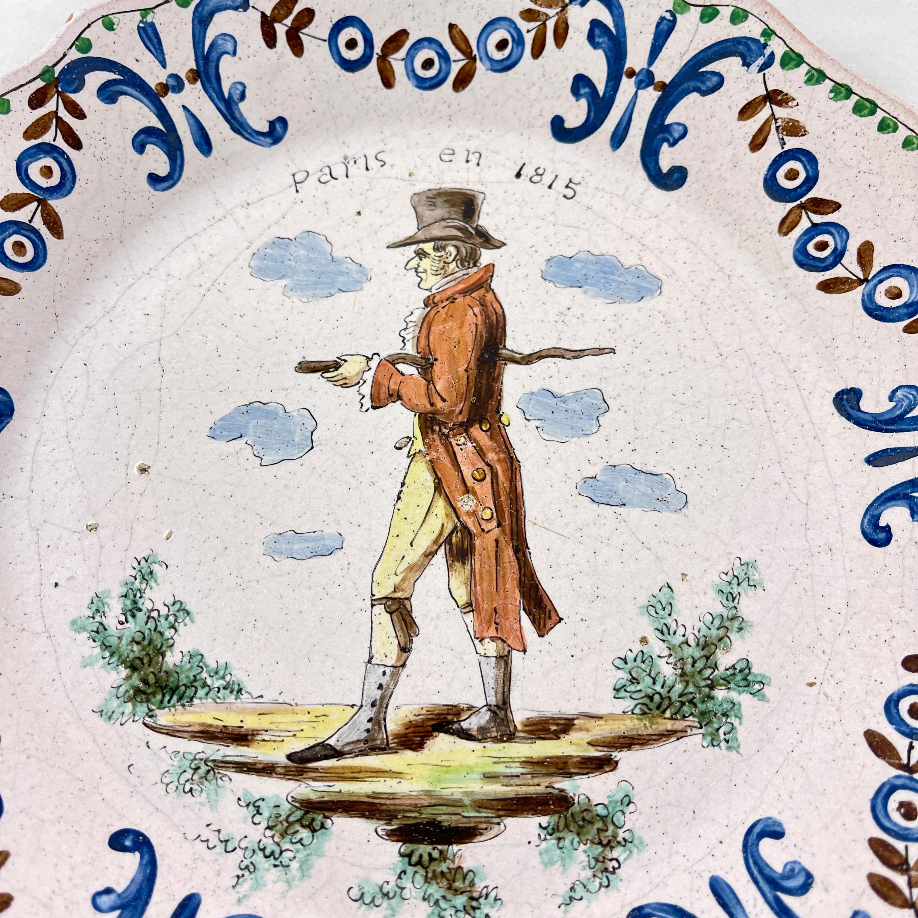 Placa de moda masculina Nevers French Faïence Paris, circa 1900 en Bueno Estado en Philadelphia, PA