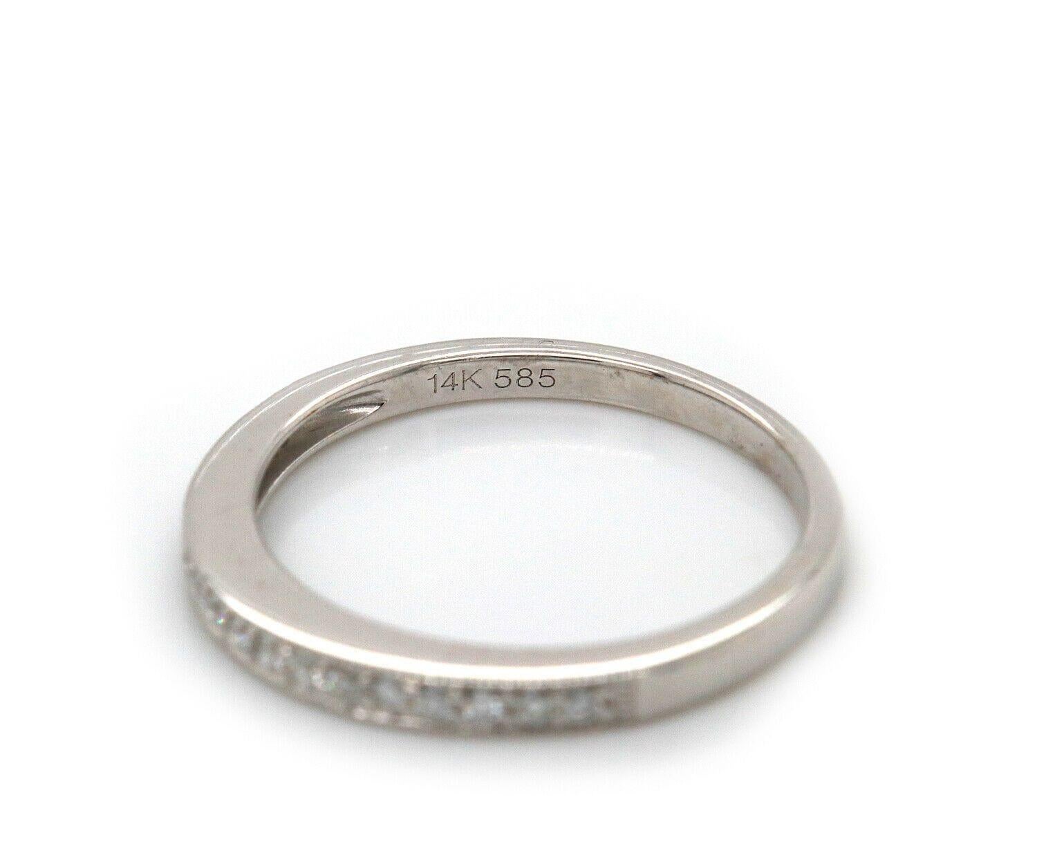 Women's New 0.15ctw Diamond Milgrain Wedding Band Ring in 14K White Gold For Sale