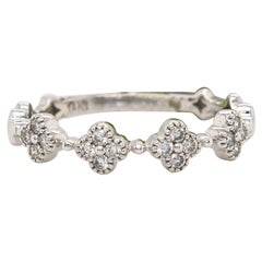 New 0.18ctw Diamond Milgrain Clover Cluster Band Ring in 14K White Gold