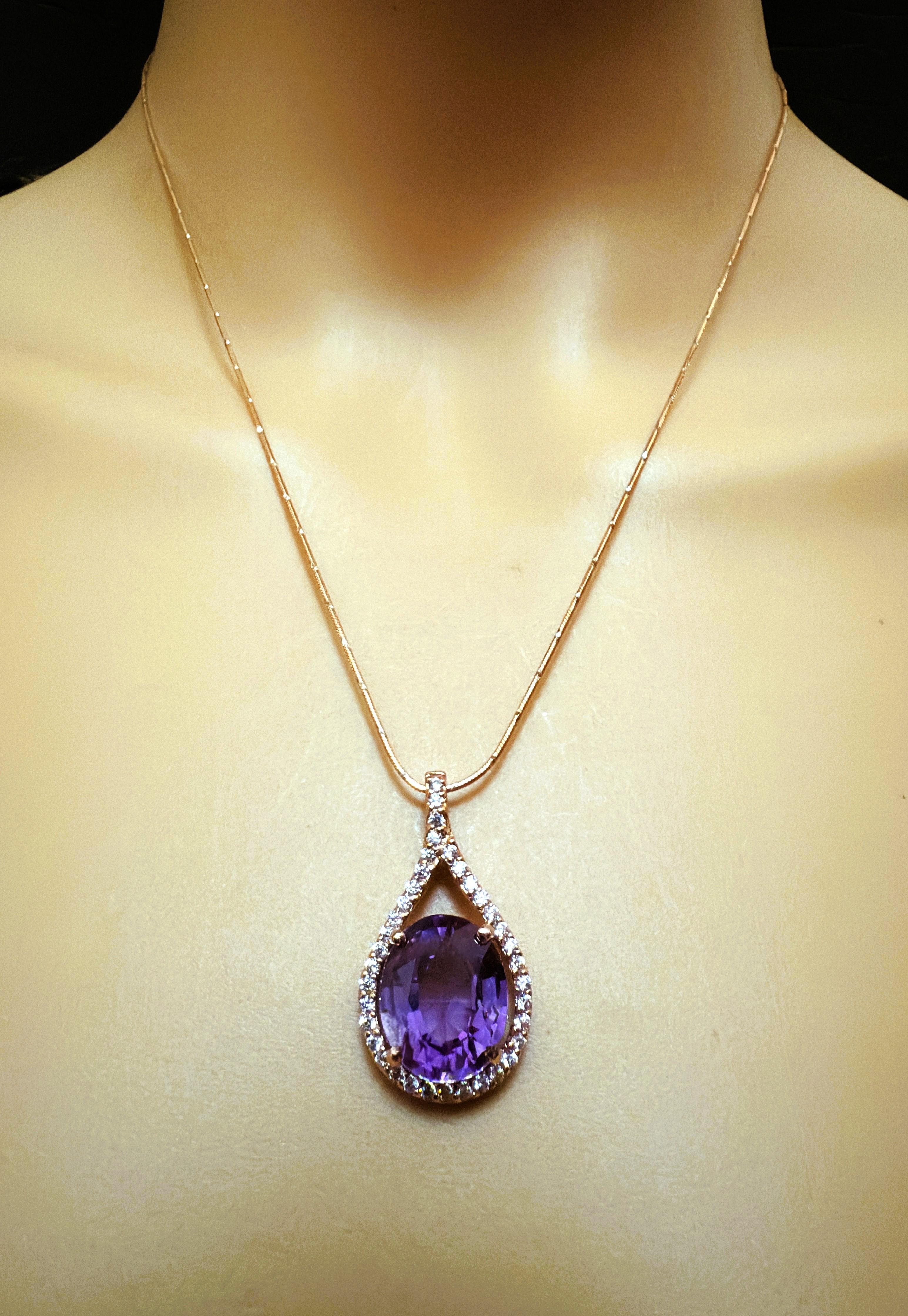 Art déco New 10 Carat Color Changing Alexandrite & Diamond Cut Sapphire R Gold PLNecklace en vente