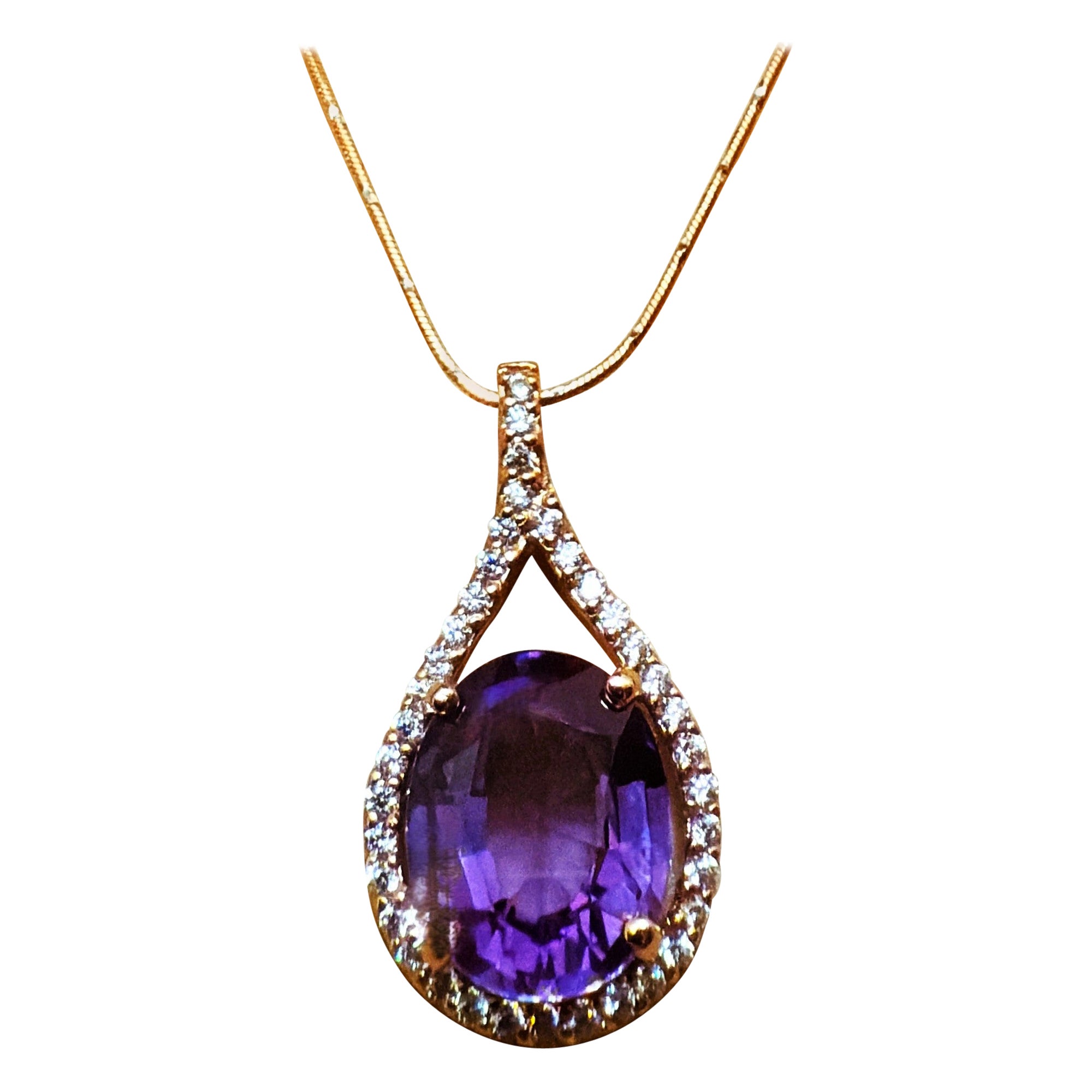 New 10 Carat Color Changing Alexandrite & Diamond Cut Sapphire R Gold PLNecklace en vente