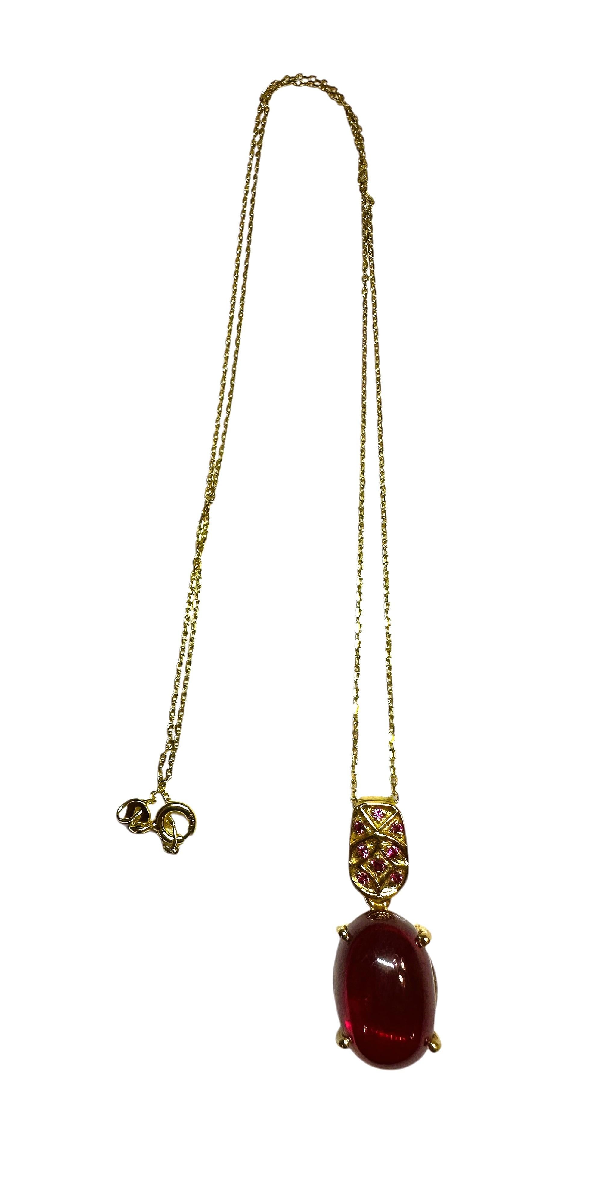 New 10 ct Blood Red Ruby Collana in argento placcato oro giallo In condizioni Nuovo a Eagan, MN