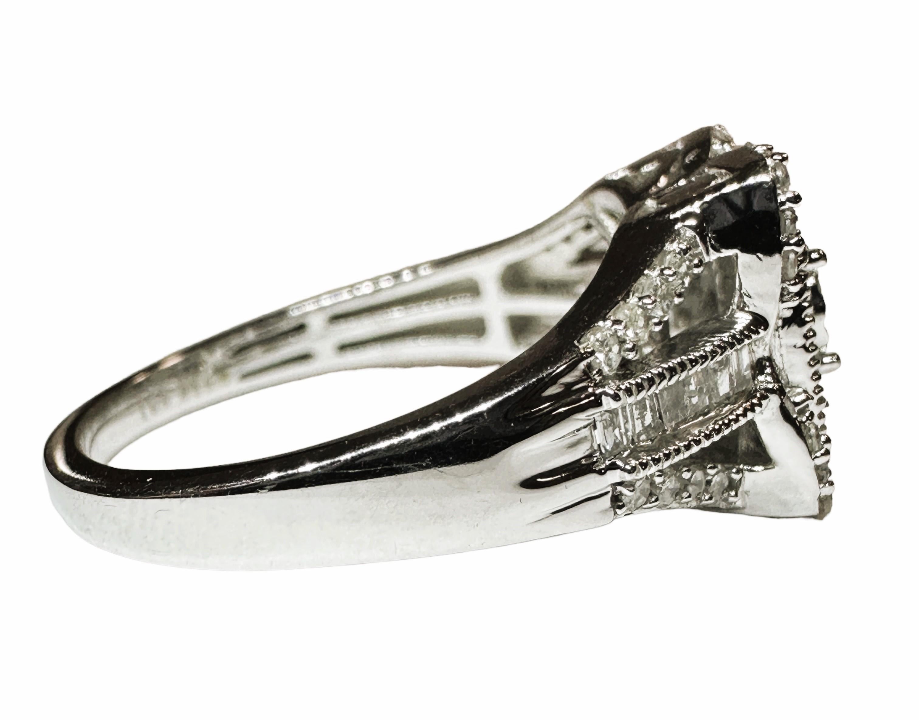Neuer 10k WG Vintage 1 Karat Diamantring Größe 7 mit Bewertung (Baguetteschliff)