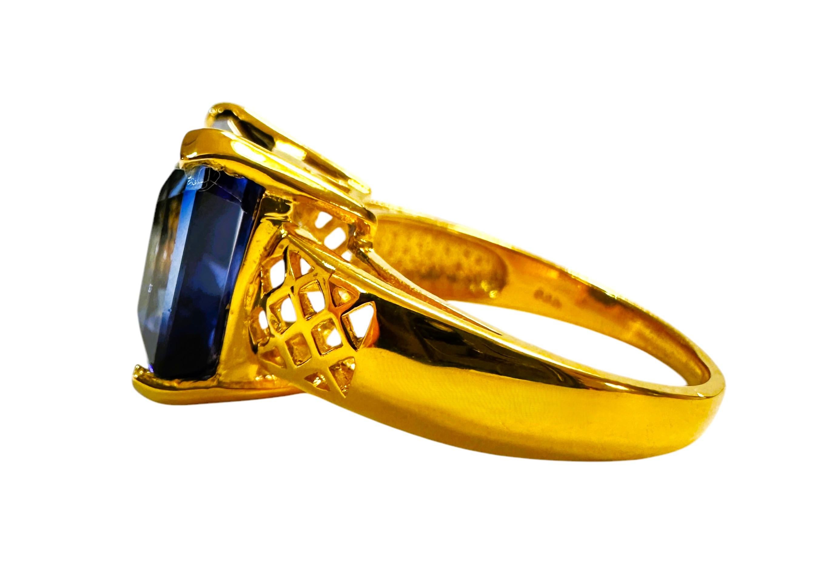 Art Deco New 11.0 Carat Blue Sapphire & Diamond Cut Yellow Gold PL Sterling Silver Ring For Sale