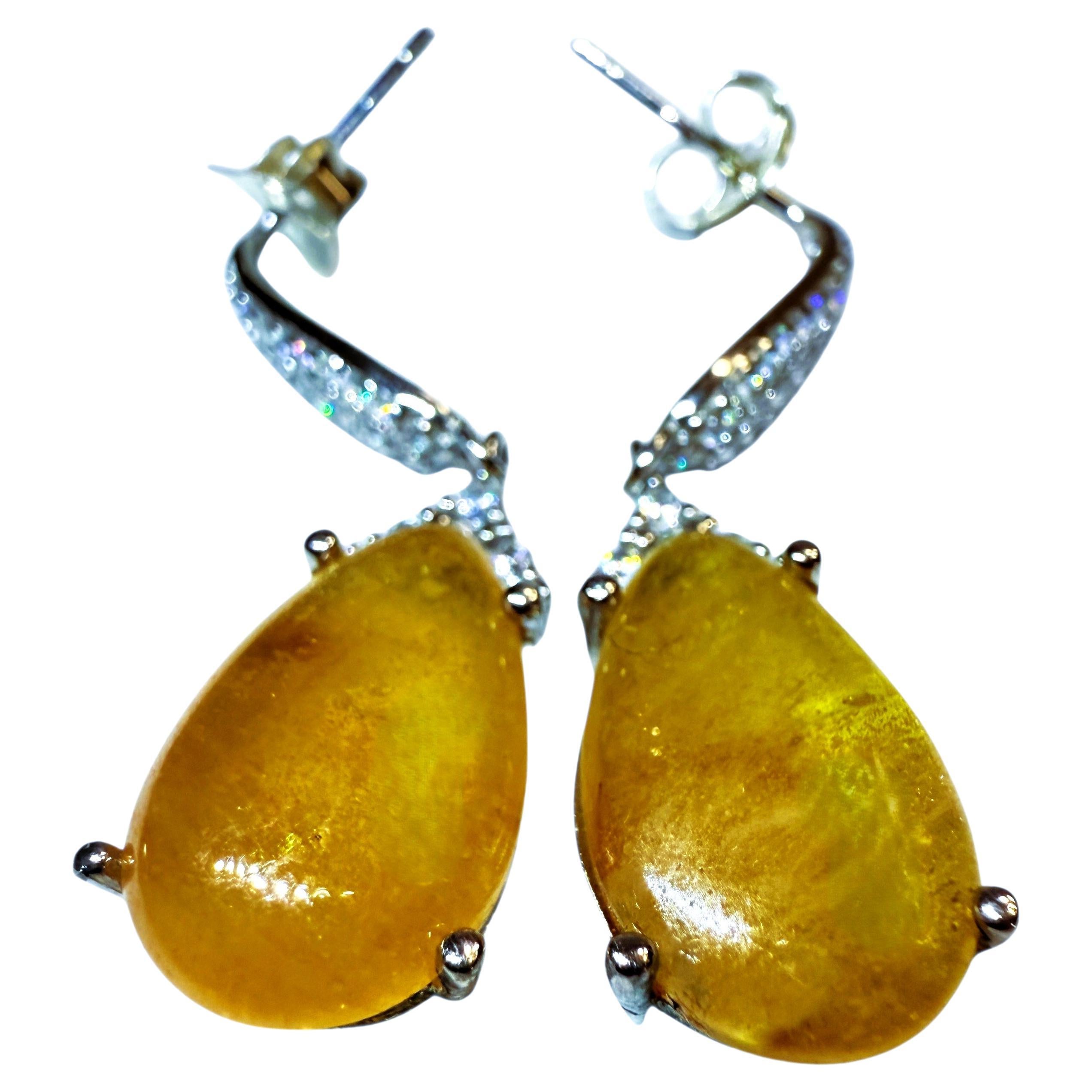 Neu 11,5 Karat roher gelber Saphir & Saphir mit Diamantschliff Sterling-Ohrringe