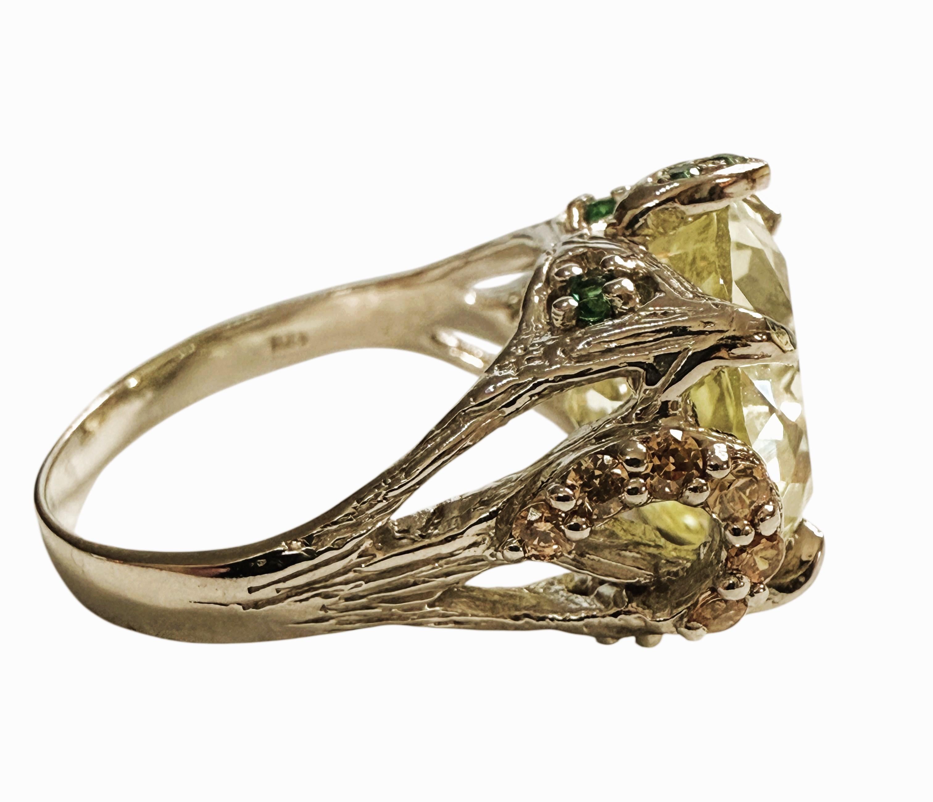 Neu 11,7 Karat Blassgelber Saphir & Diamantschliff Saphir Sterling Ring (Ovalschliff) im Angebot