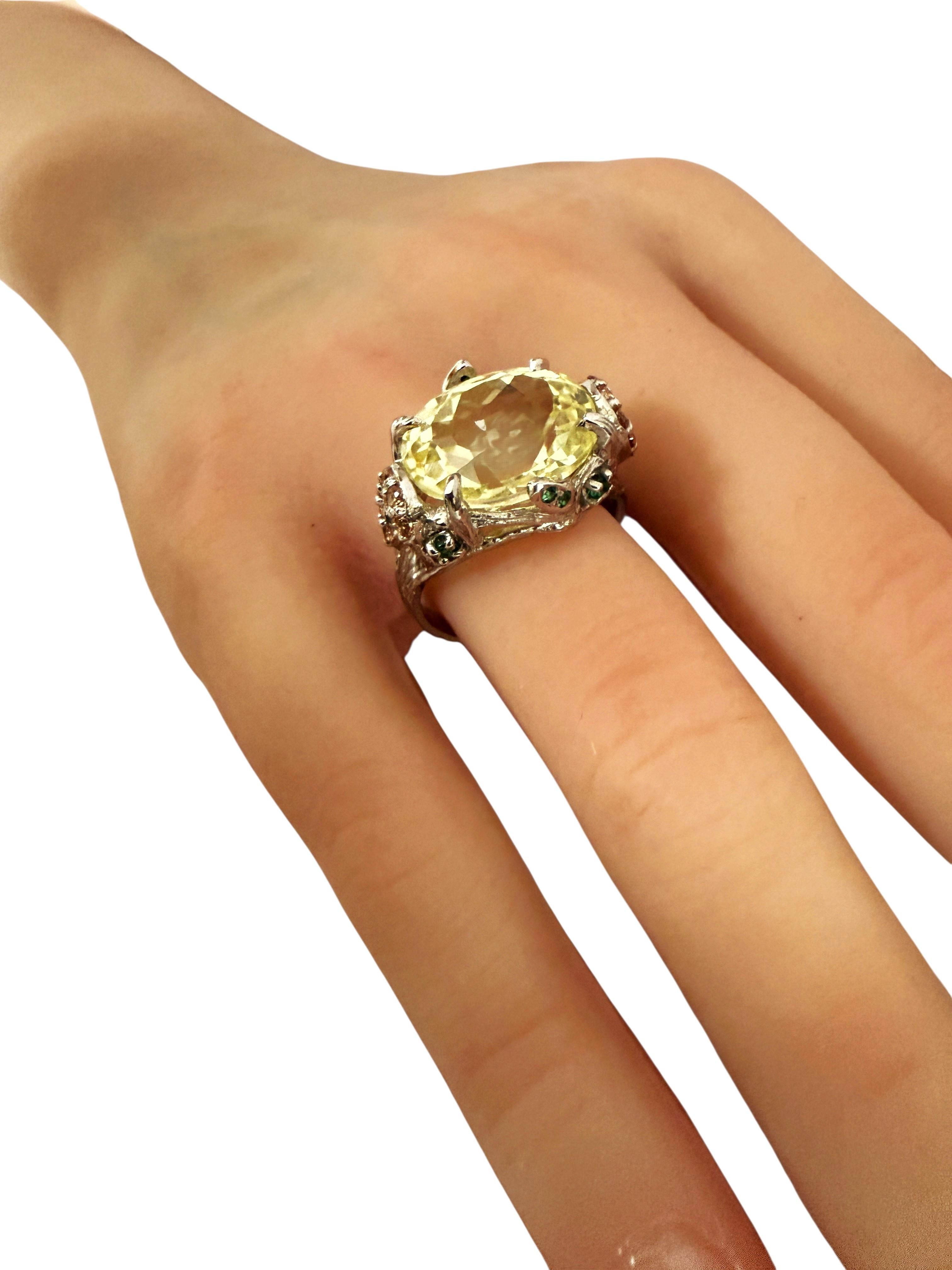 Neu 11,7 Karat Blassgelber Saphir & Diamantschliff Saphir Sterling Ring Damen im Angebot