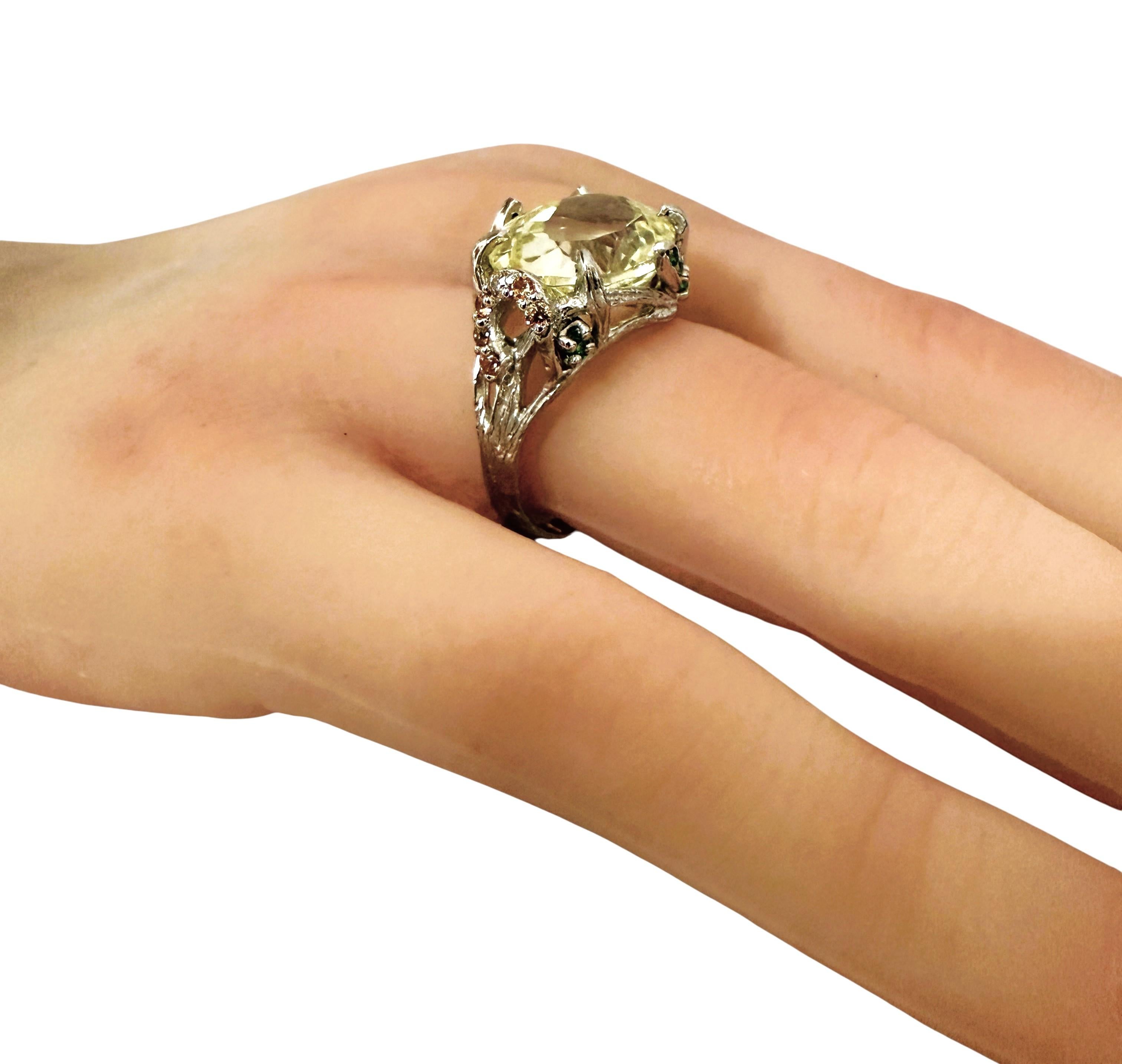 Neu 11,7 Karat Blassgelber Saphir & Diamantschliff Saphir Sterling Ring im Angebot 1