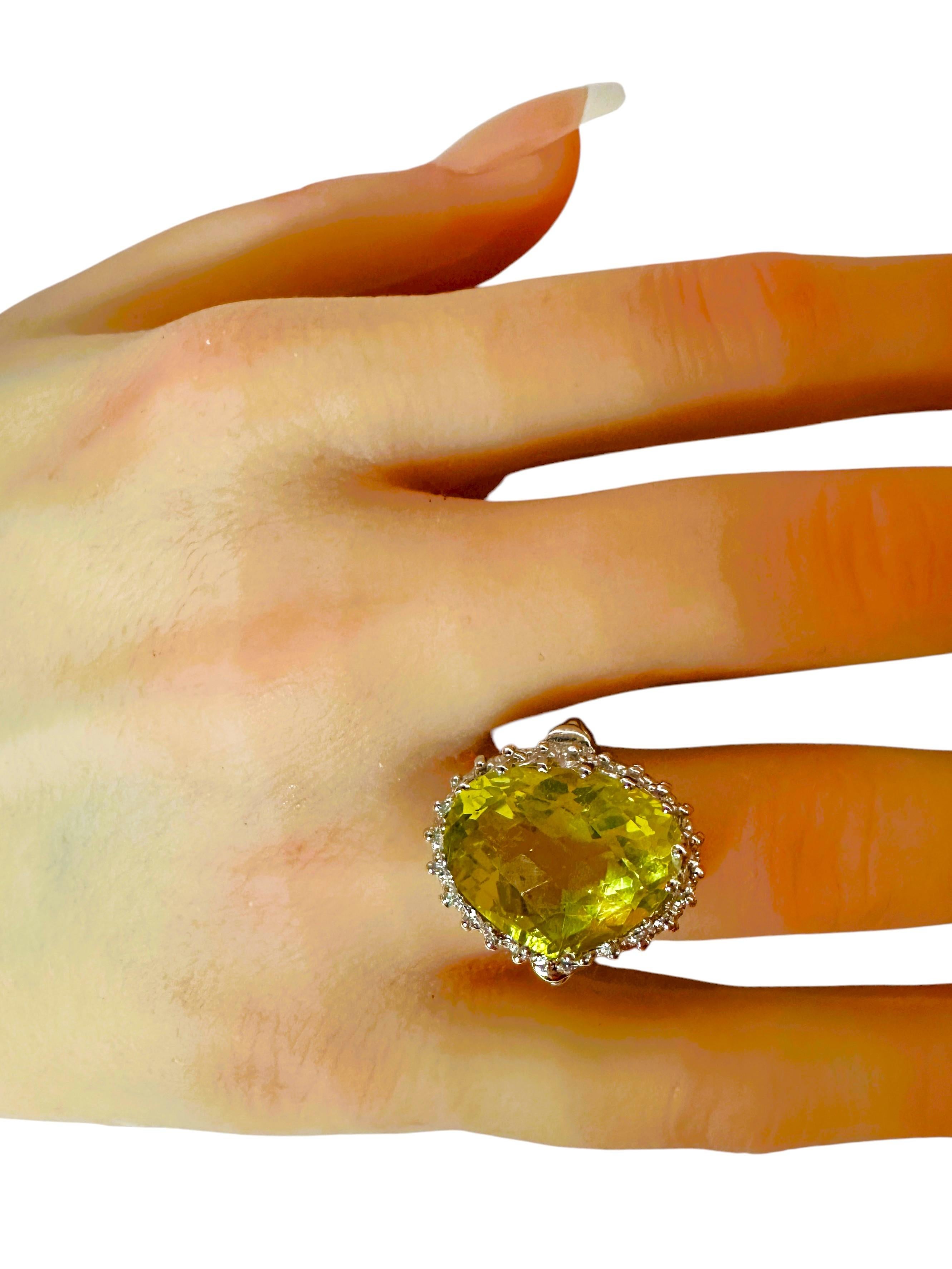 Oval Cut New 12.0 Carat Light Yellow Topaz & Diamond Cut Sterling Ring Size 6.5 For Sale