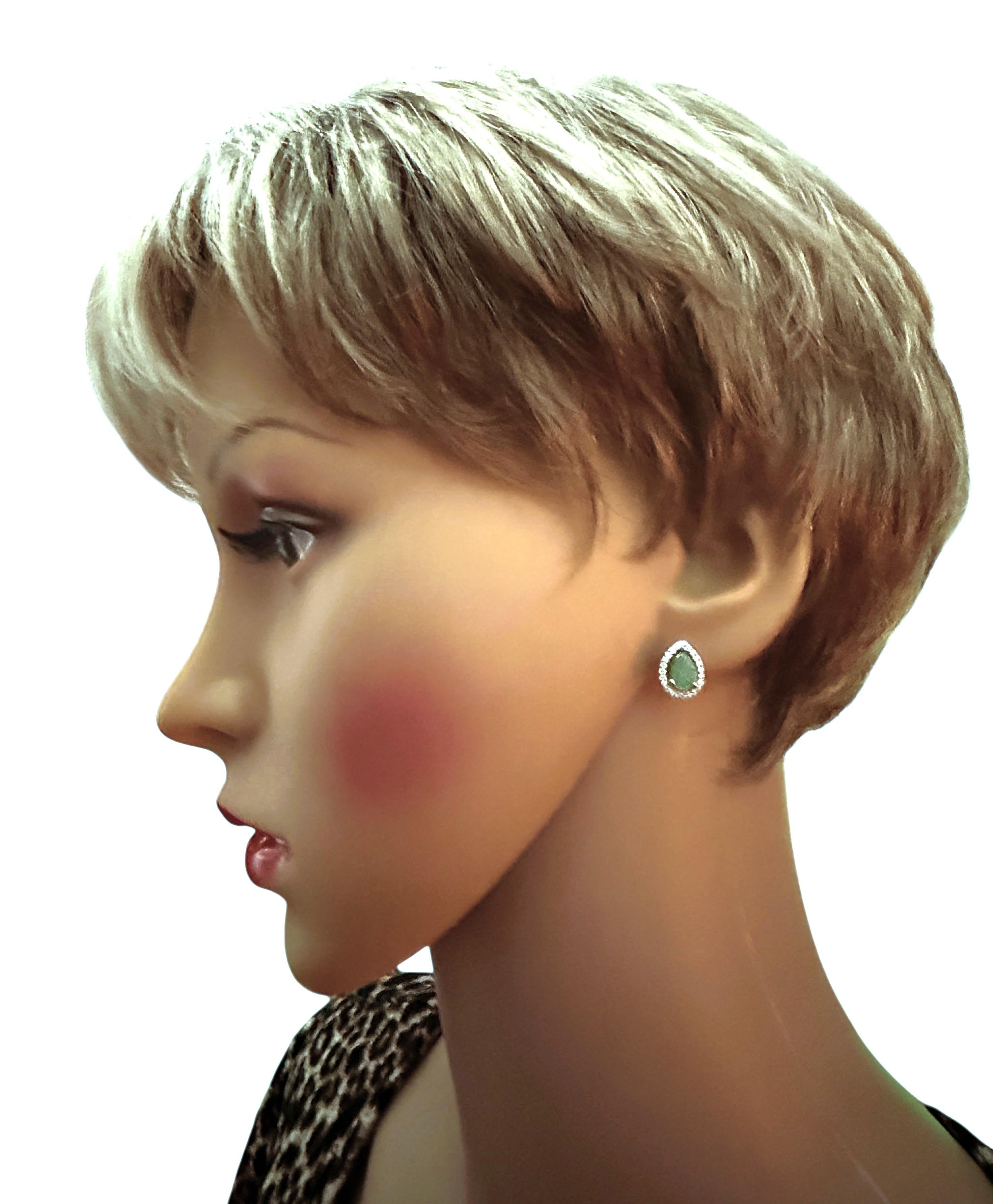 New 1.42 Carat Emerald & Diamond Cut Sapphire 14k White Gold PL Sterling Earring Corte pera en venta