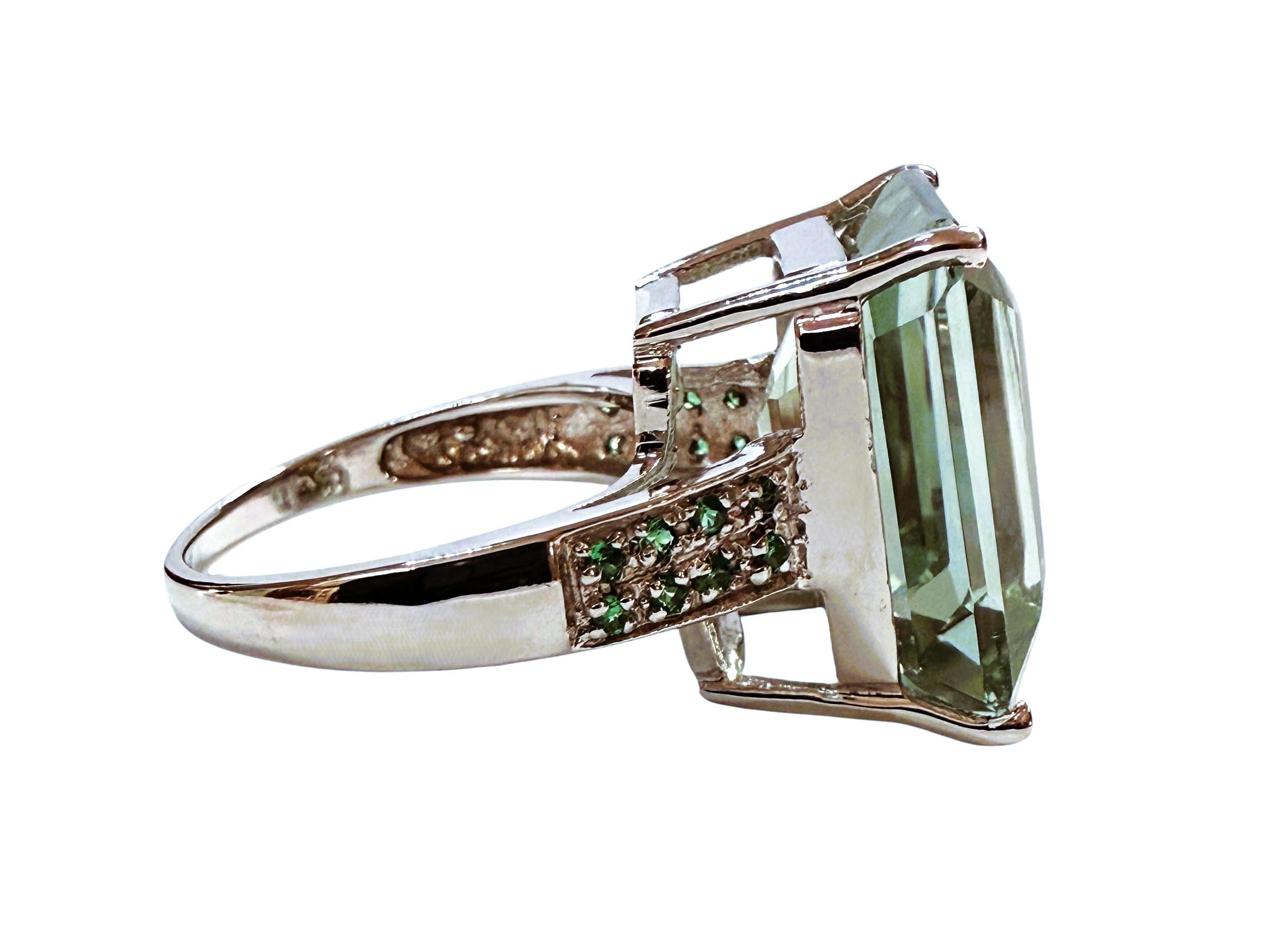 New 14.2 Pale Green Paraiba Tourmaline& Diamond Cut Sapphire Sterling Ring For Sale 2