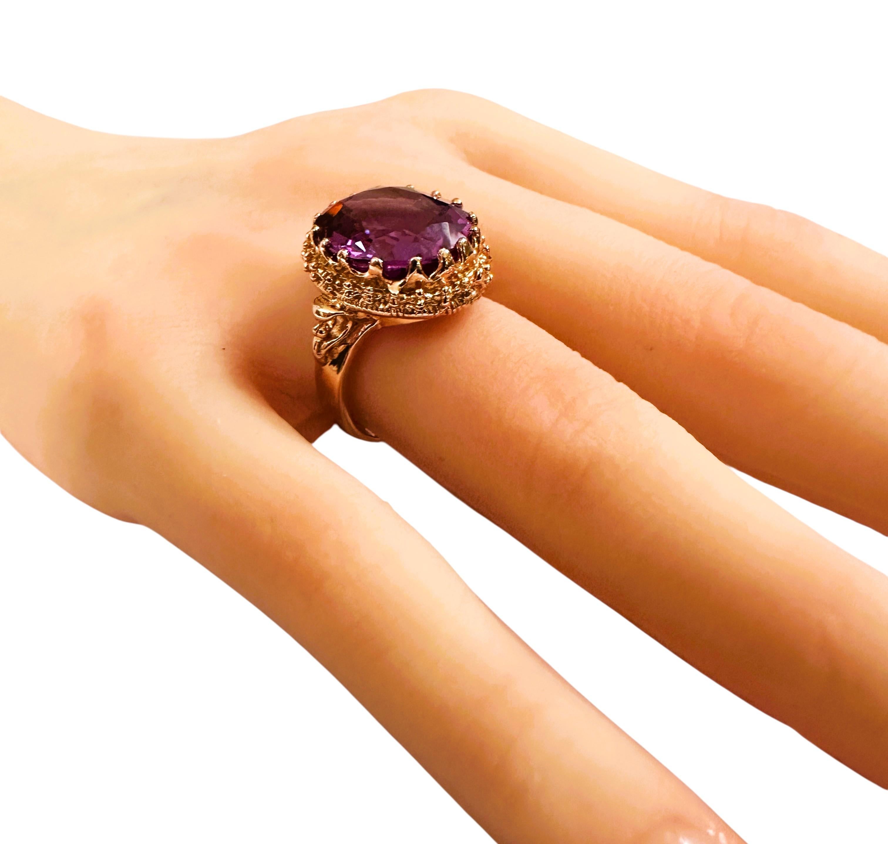 Art Déco New 14,55 Carat Color Chg Sapphire in Diamond Crown Setting R Gold Sterling Ring in vendita