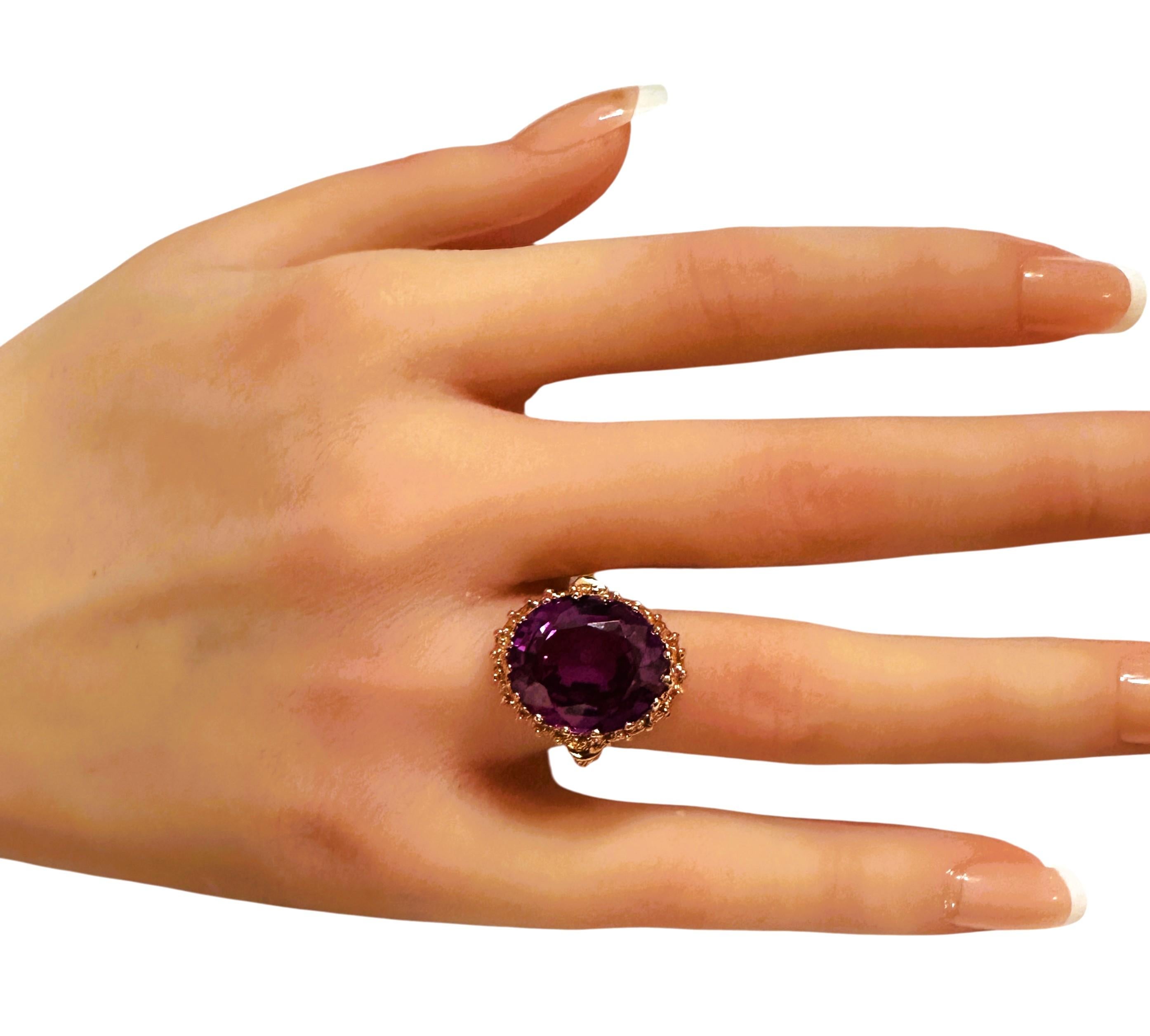 New 14,55 Carat Color Chg Sapphire in Diamond Crown Setting R Gold Sterling Ring In condizioni ottime in vendita a Eagan, MN