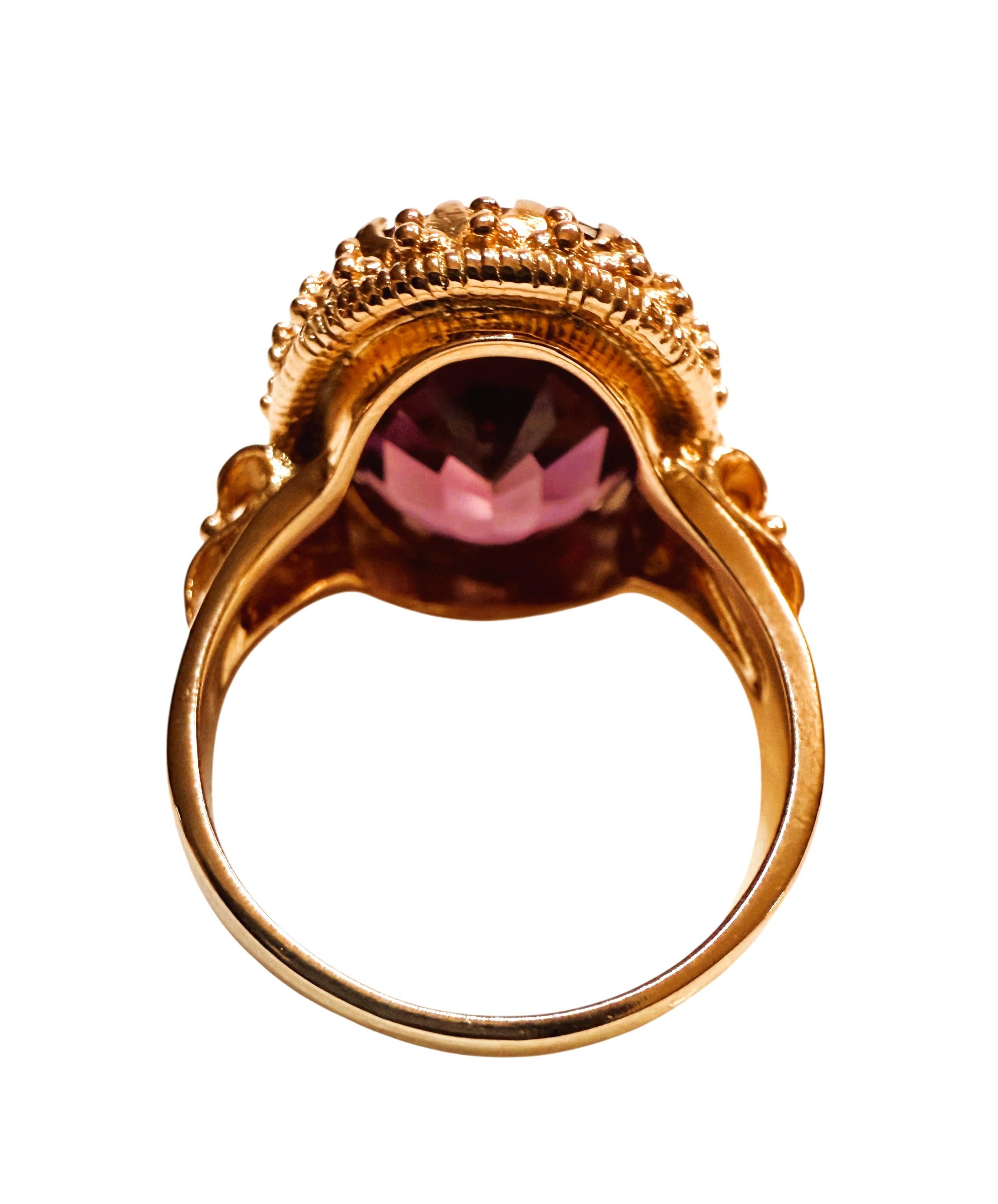 New 14,55 Carat Color Chg Sapphire in Diamond Crown Setting R Gold Sterling Ring in vendita 2
