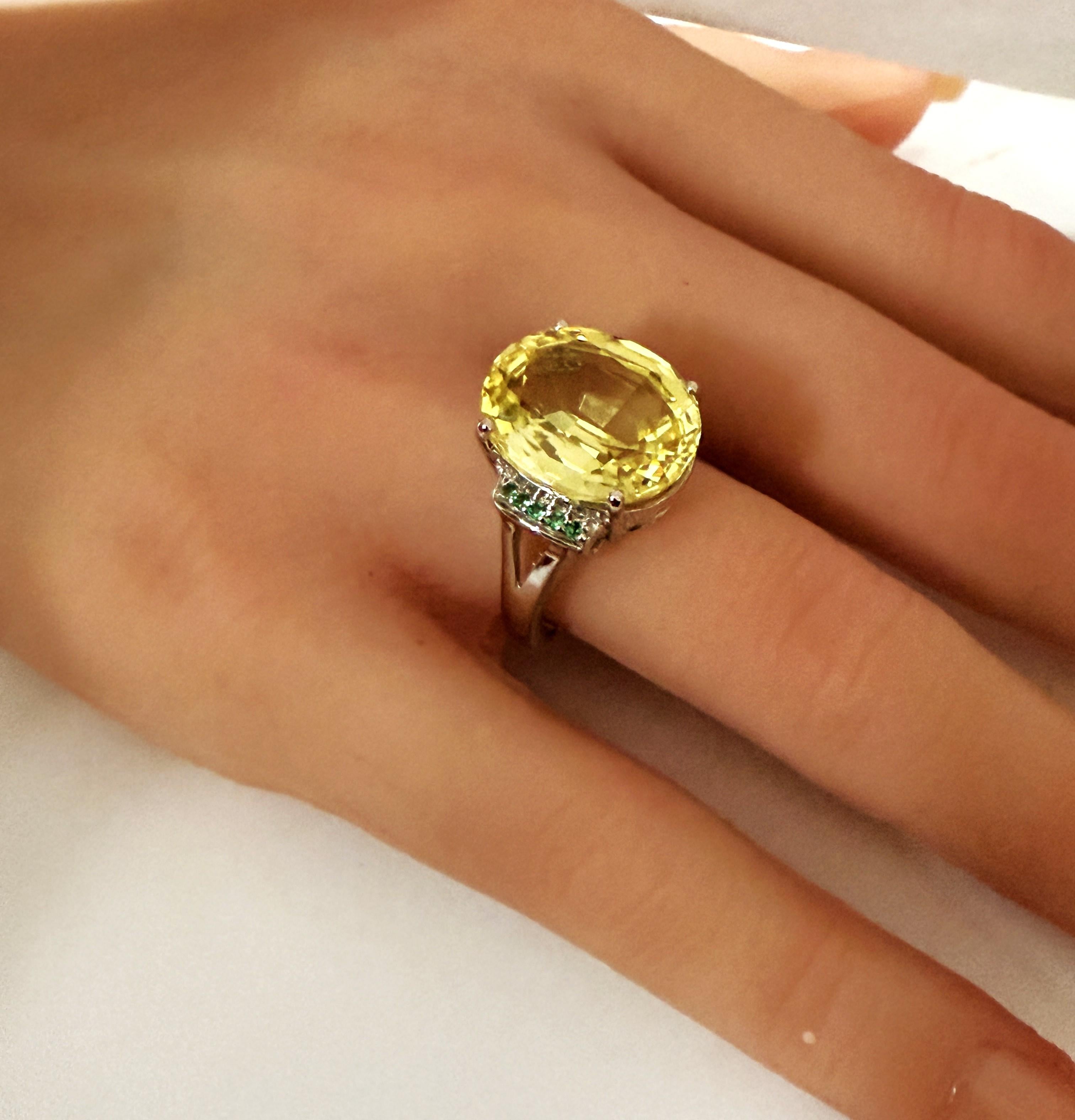 Neu 14,8 Karat Gelber Saphir & Diamantschliff Tsavorit Sterling Ring im Angebot 2