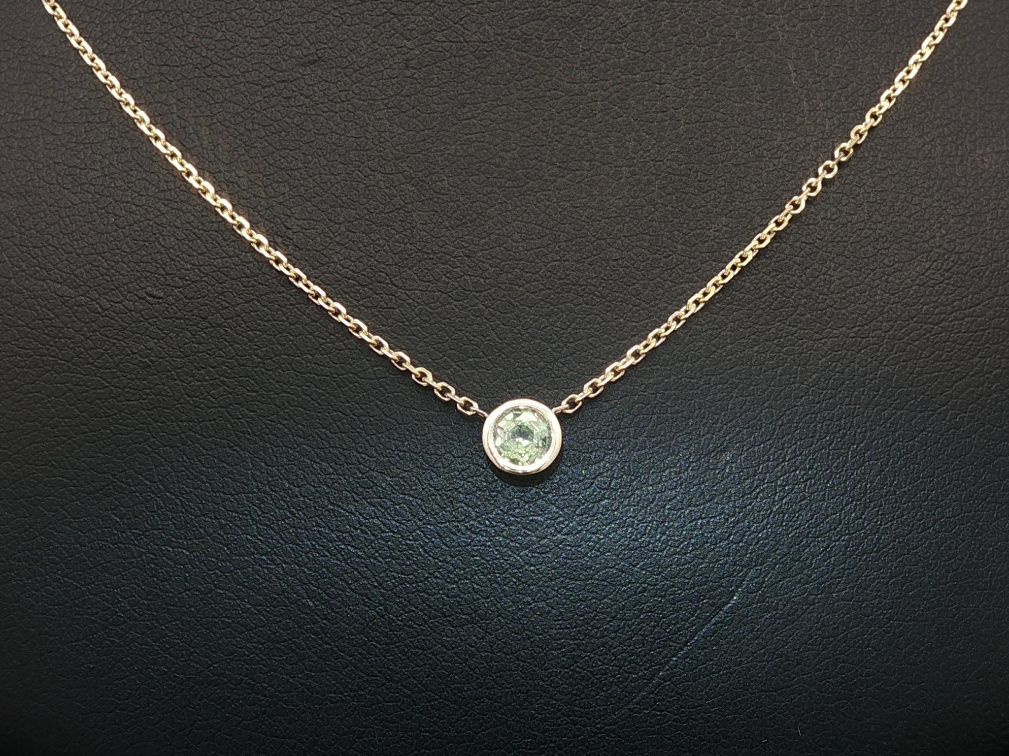 New 14k Gold 0.24ct Brazil Color Change Alexandrite Solitaire Pendant Necklace For Sale 2