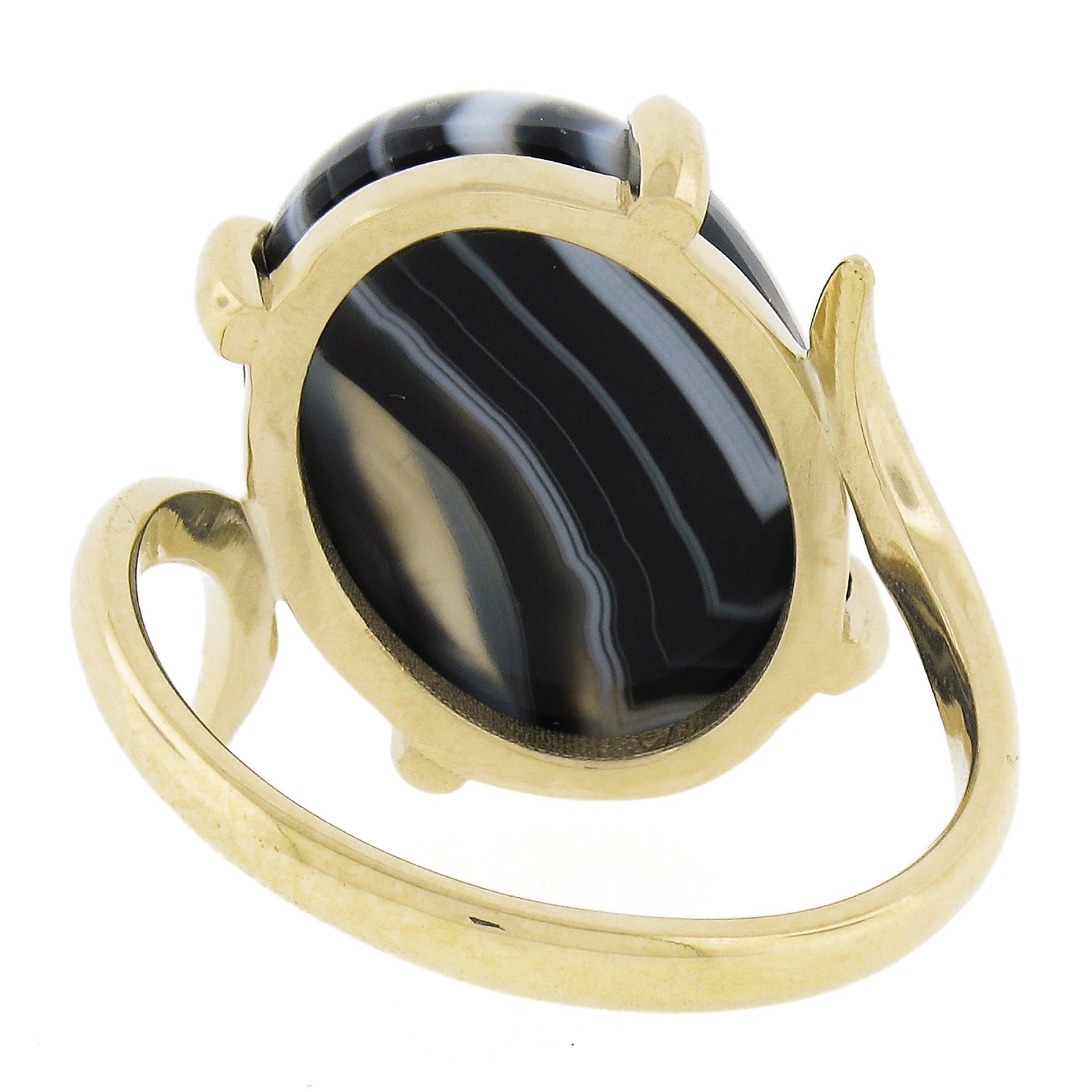 New 14k Gold 18.2x13mm Oval Cabochon Black & White Banded Agate Solitaire Ring For Sale 3