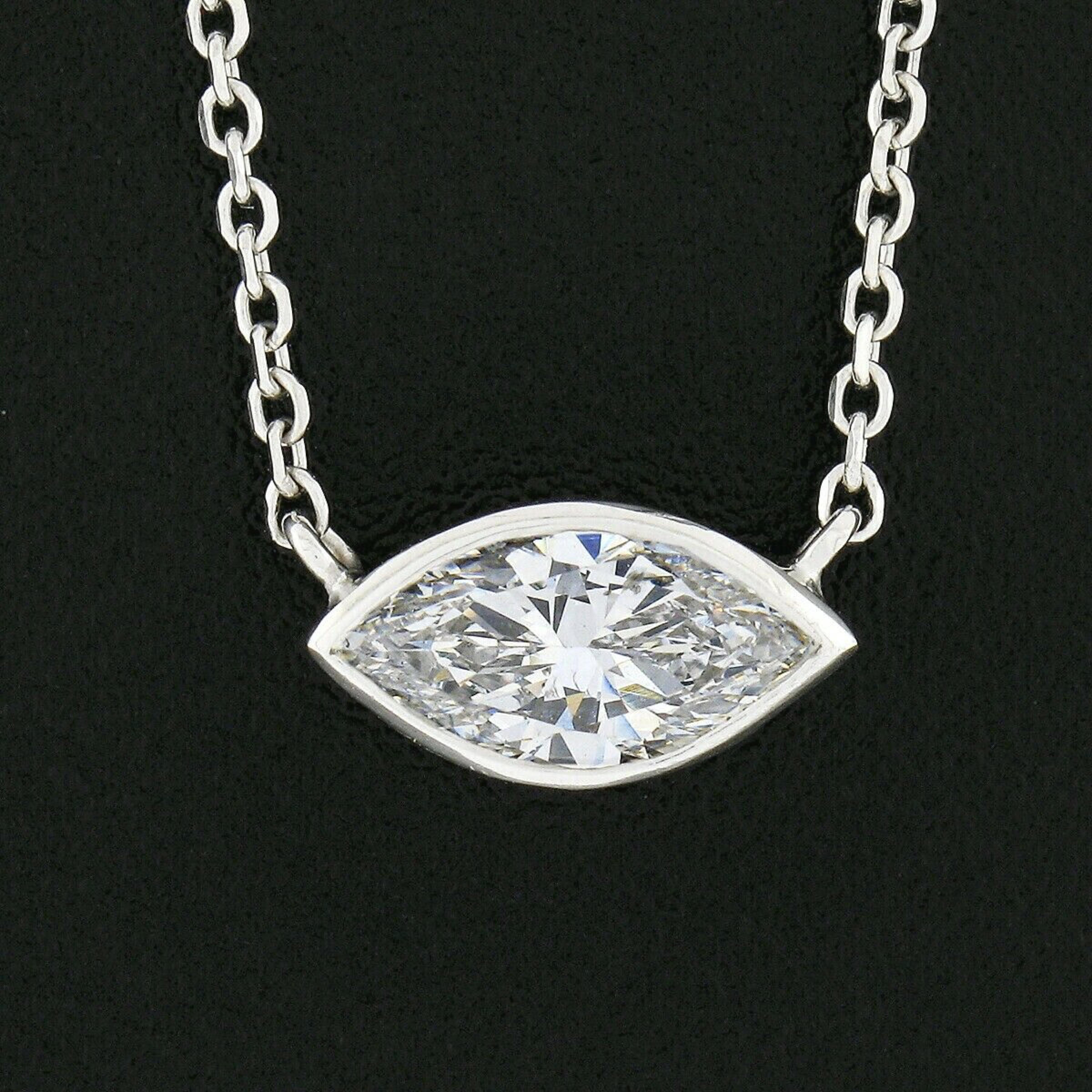 Neuer 14K Gold .66ct GIA Marquise Lünette Diamant Solitär Anhänger verstellbar Kette (Marquiseschliff) im Angebot