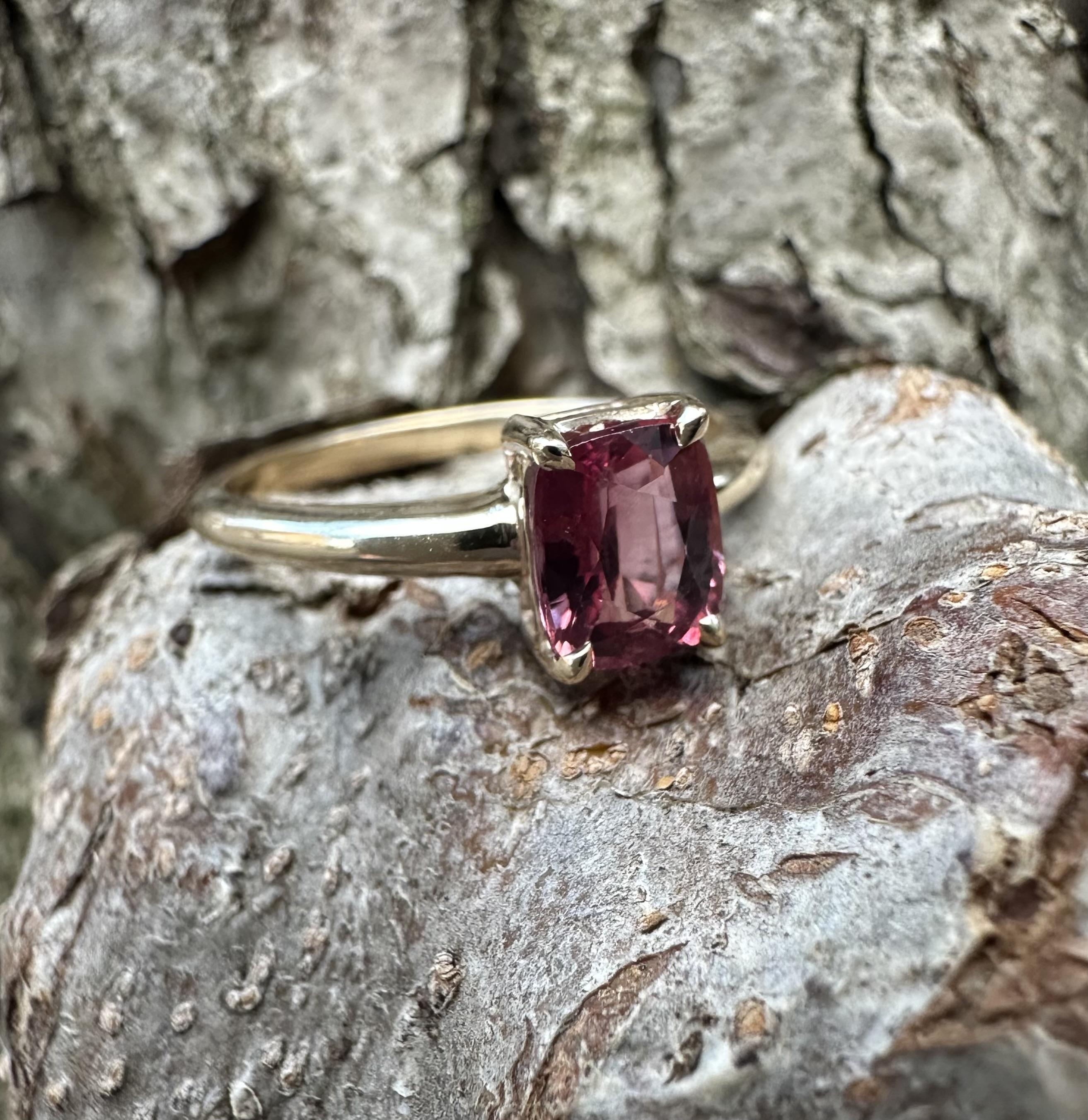 New 14k Gold GIA 1.02ct Cushion No Heat Rose Pink Sapphire Solitaire Ring in vendita 3