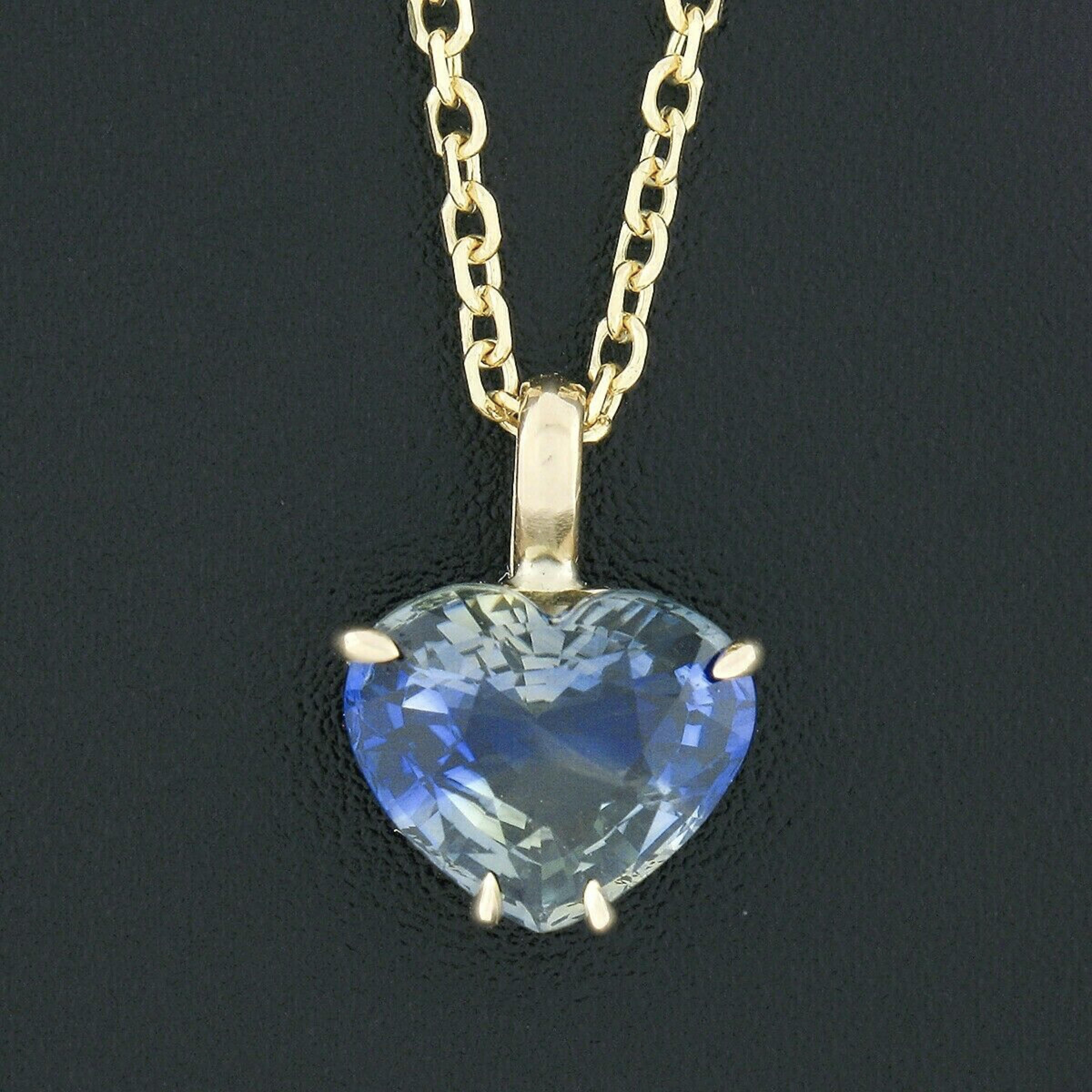 Taille cœur Collier pendentif solitaire en or 14 carats avec saphir à cœurs bleus et jaunes en zone certifiée GIA, neuf en vente