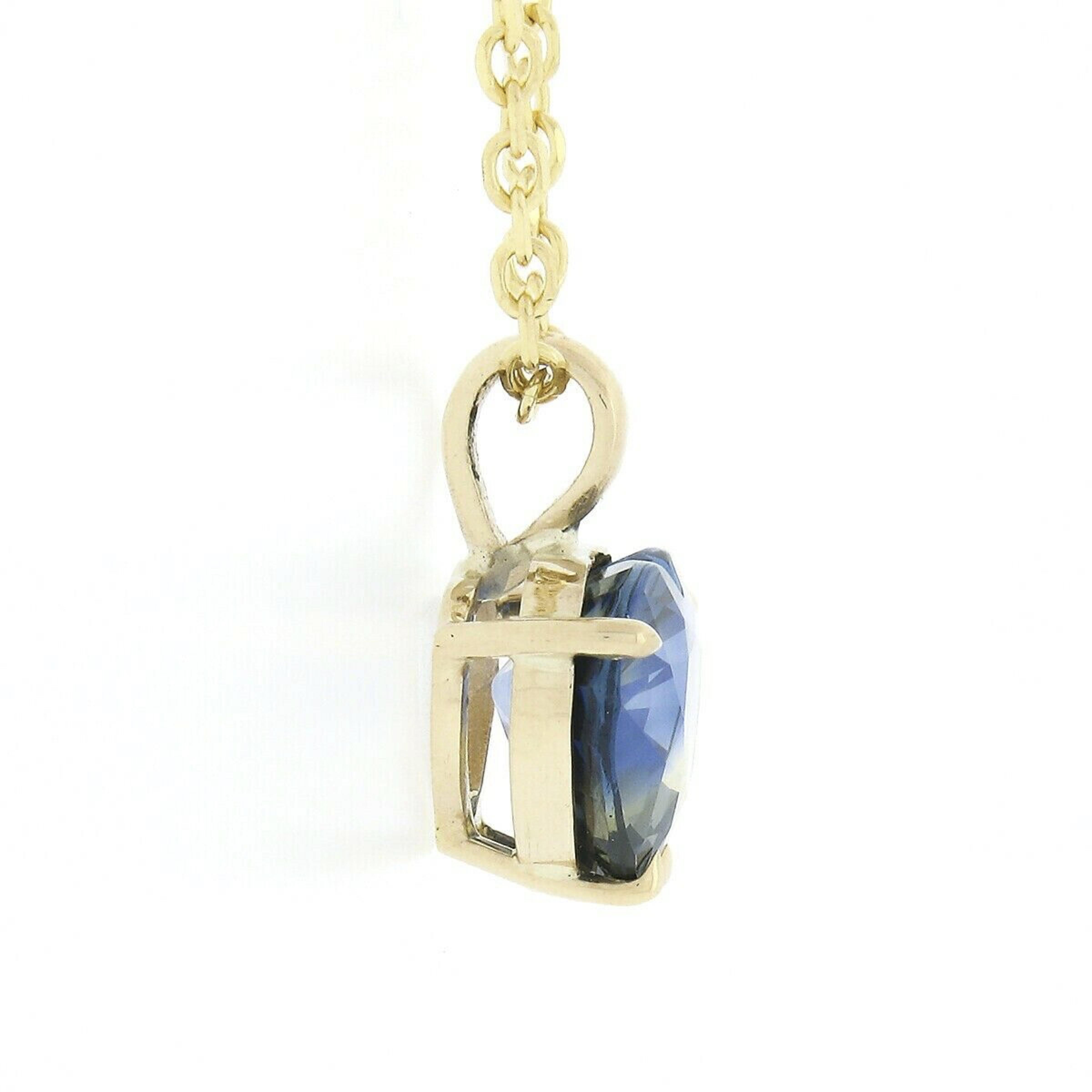Collier pendentif solitaire en or 14 carats avec saphir à cœurs bleus et jaunes en zone certifiée GIA, neuf Neuf - En vente à Montclair, NJ
