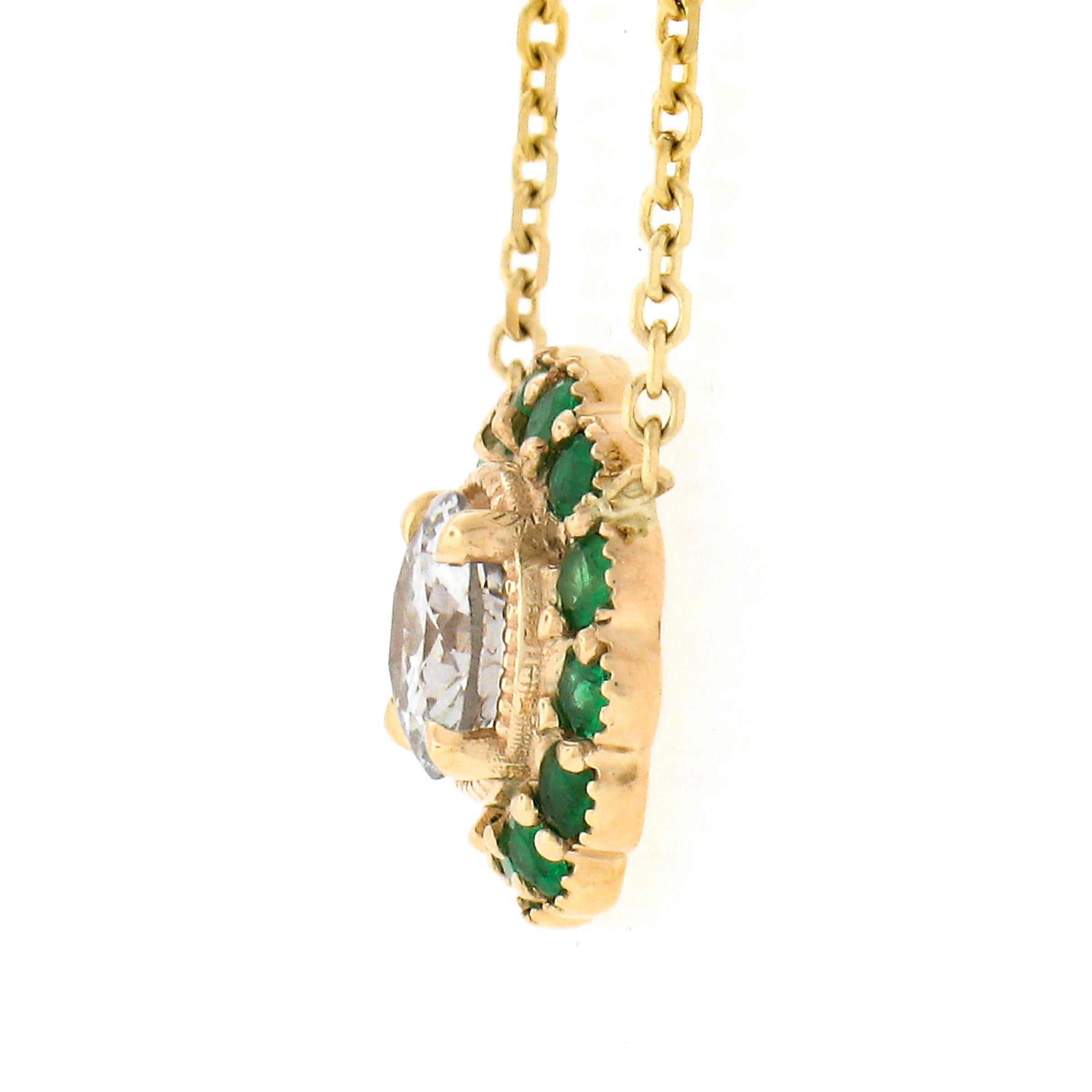 NEW 14K Gold Round Diamond & Emerald Halo w/ Milgrain Flower Pendant & Chain For Sale 1