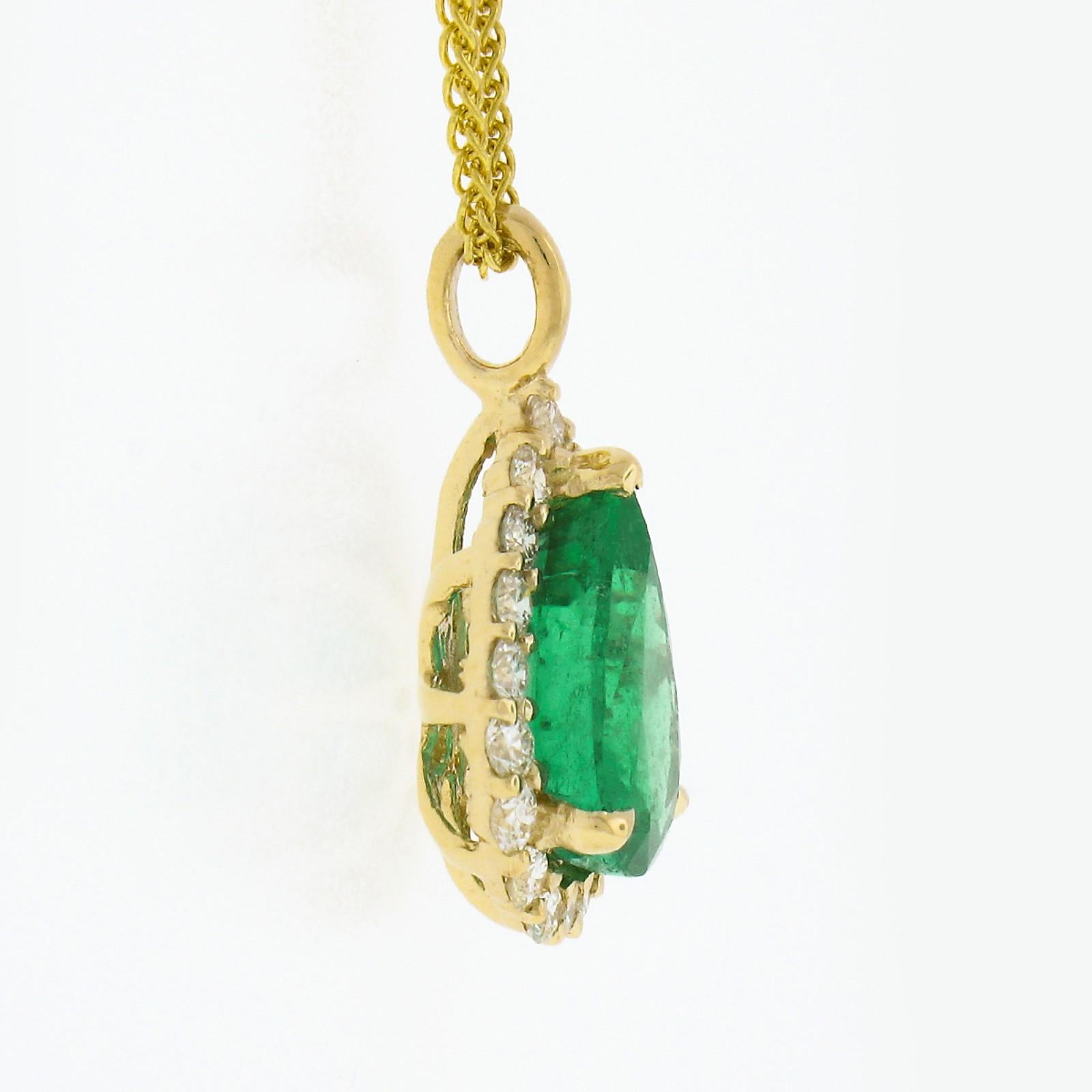 New 14k Gold SSEF Pear Teardrop Emerald Solitaire & Diamond Halo Pendant & Chain In New Condition For Sale In Montclair, NJ