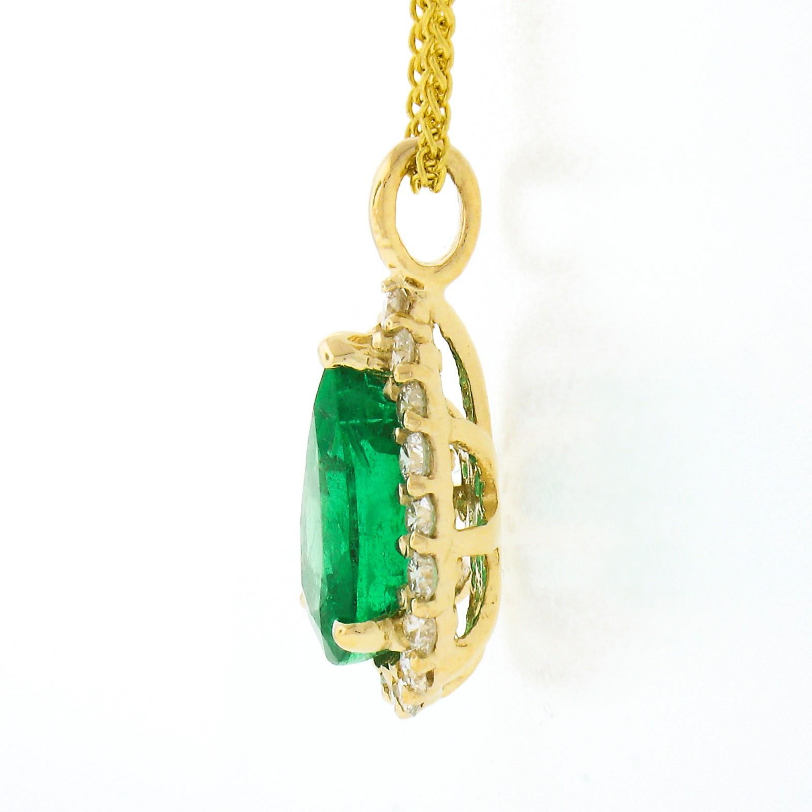 Women's New 14k Gold SSEF Pear Teardrop Emerald Solitaire & Diamond Halo Pendant & Chain For Sale