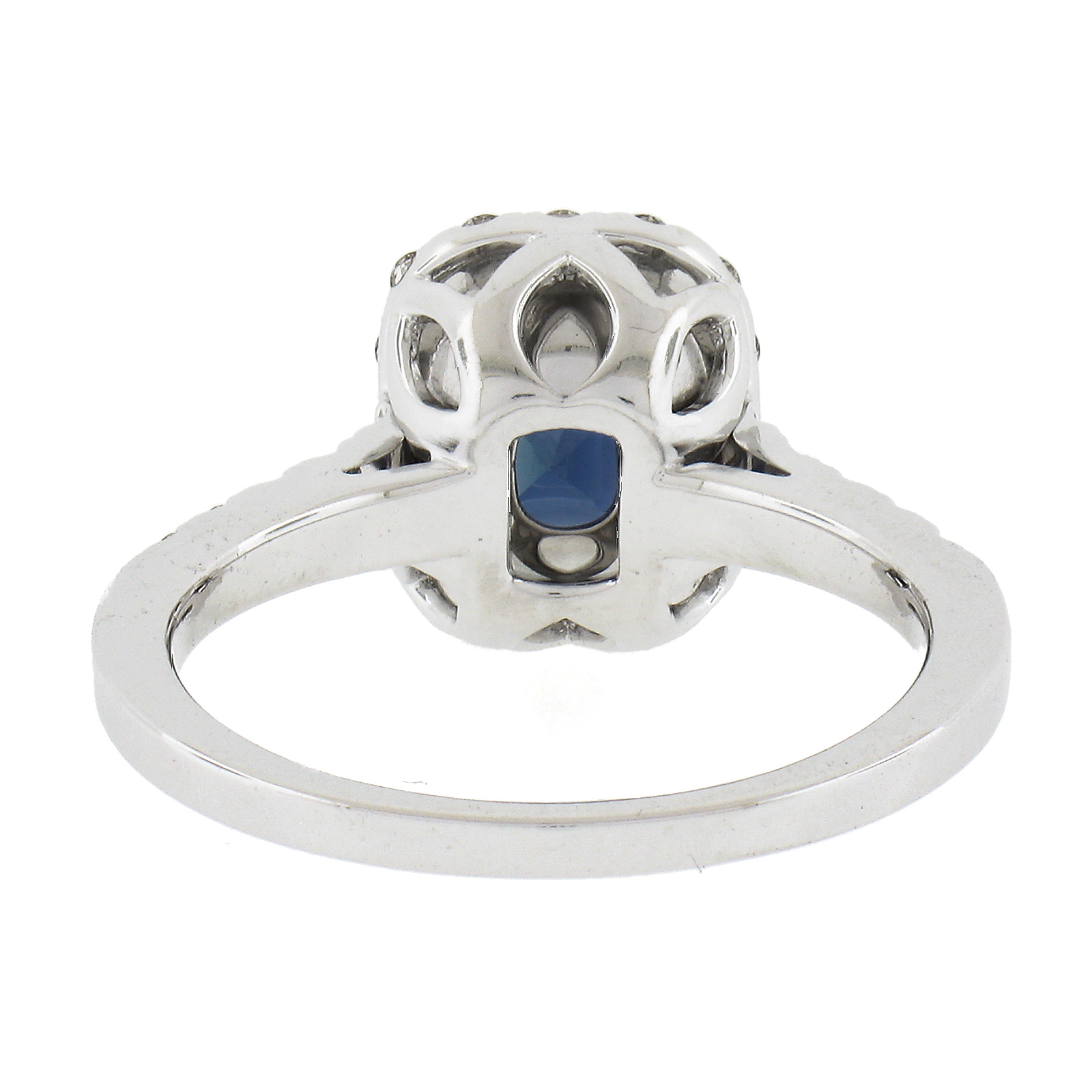 New 14k Tt Gold 2.47ctw Gia No Heat Blue Sapphire & Diamond Engagement Ring For Sale 2