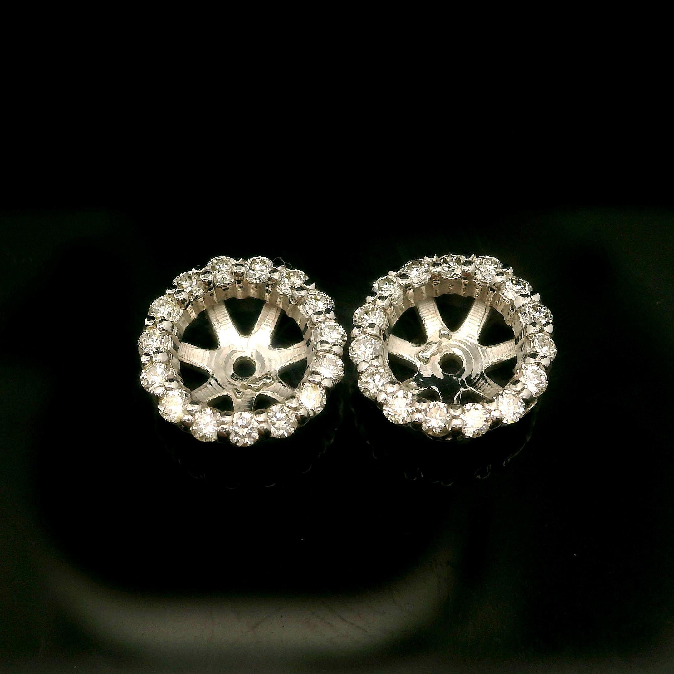 Nuevo Oro Blanco 14k 0.26ctw Diamante Redondo Corte Brillante Halo Pendientes Chaquetas Corte brillante en venta